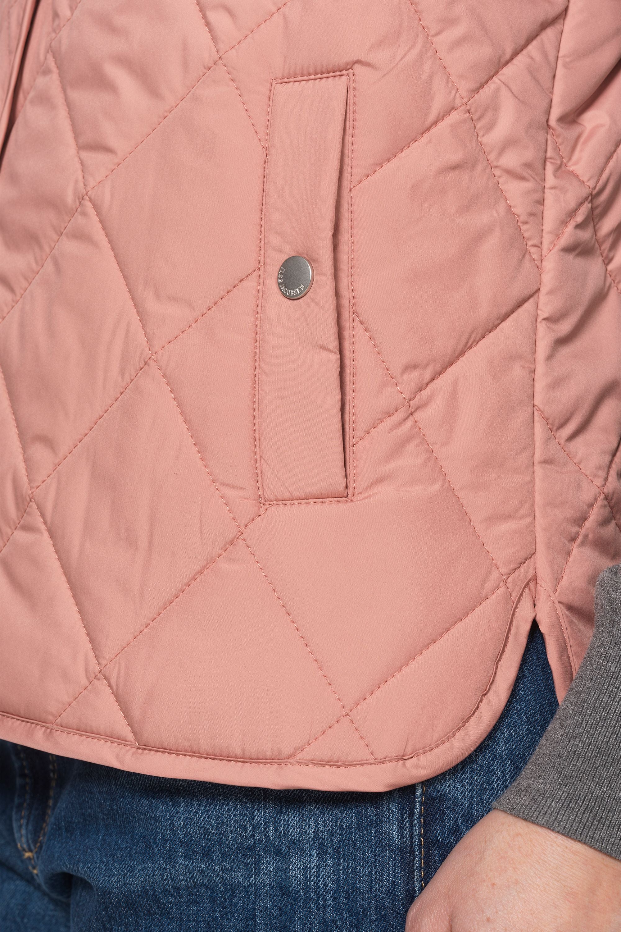 Quilted Short Vest - Ash Rose