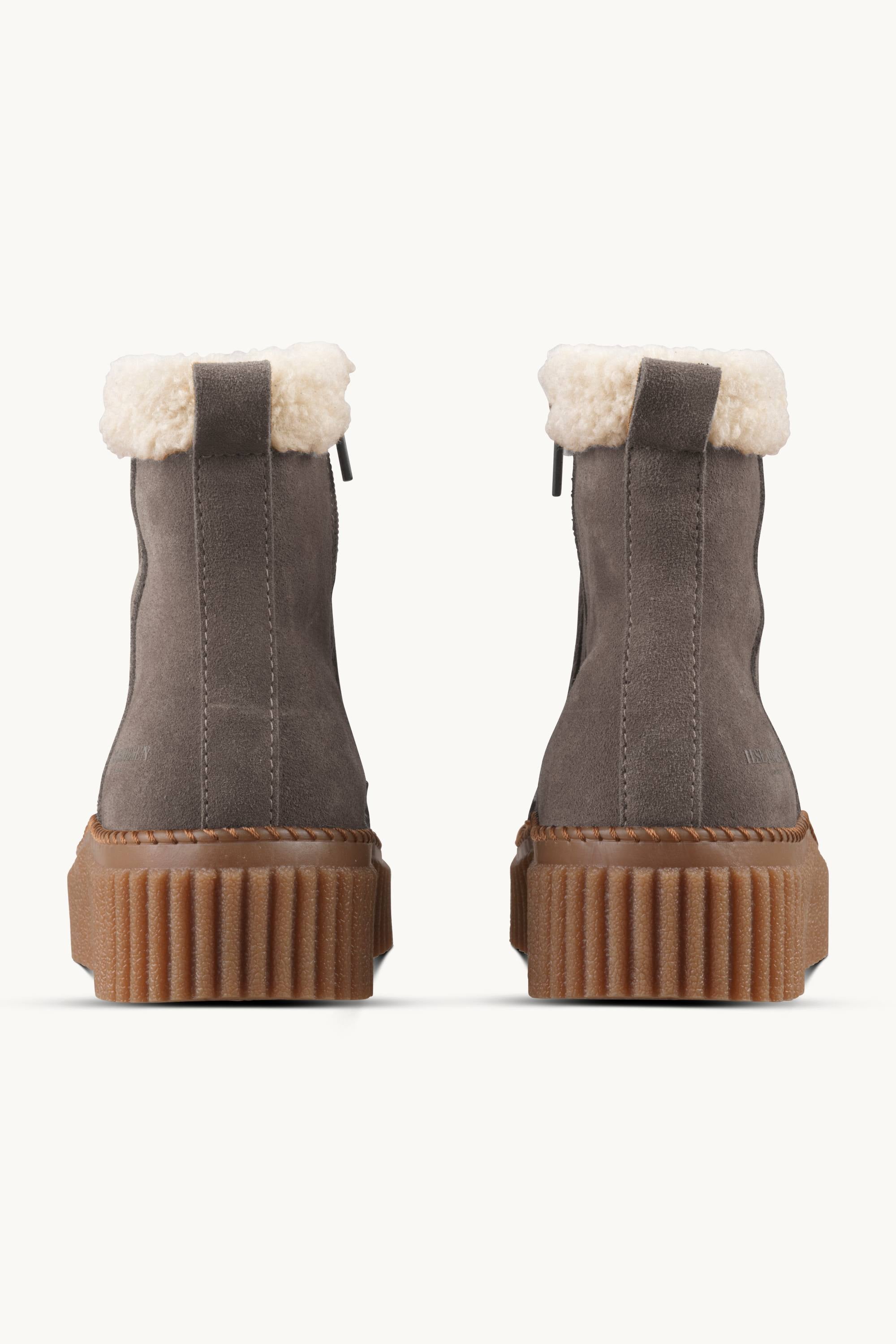 Suede Boots With Shearling - Falcon Clay