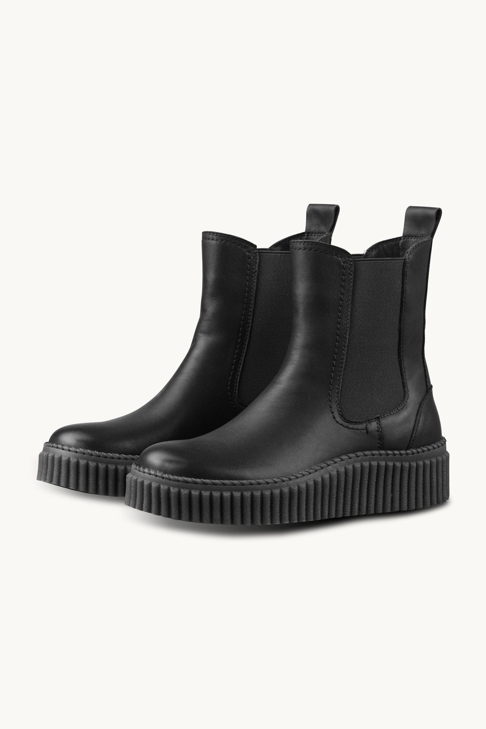 Chelsea Boots - Black Black