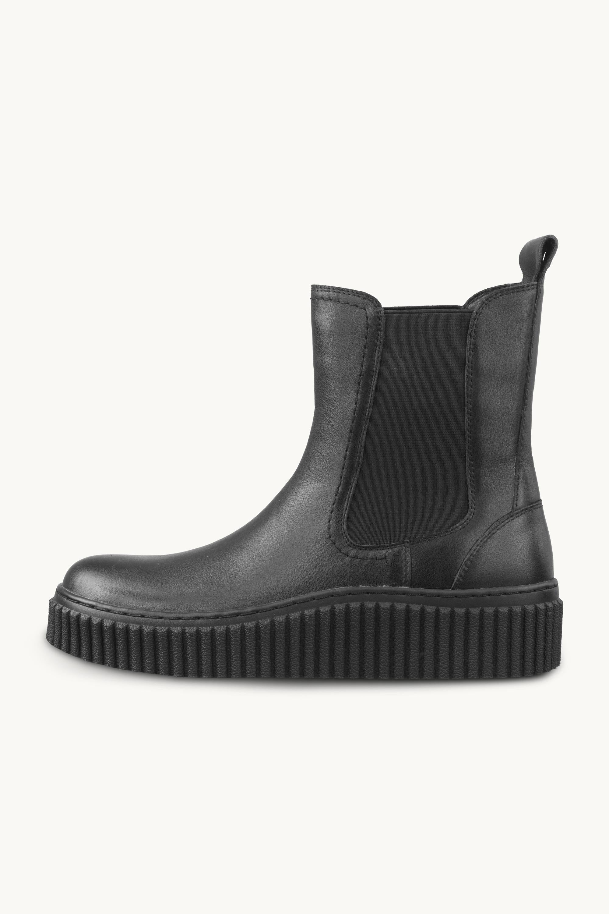 Chelsea Boots - Black Black