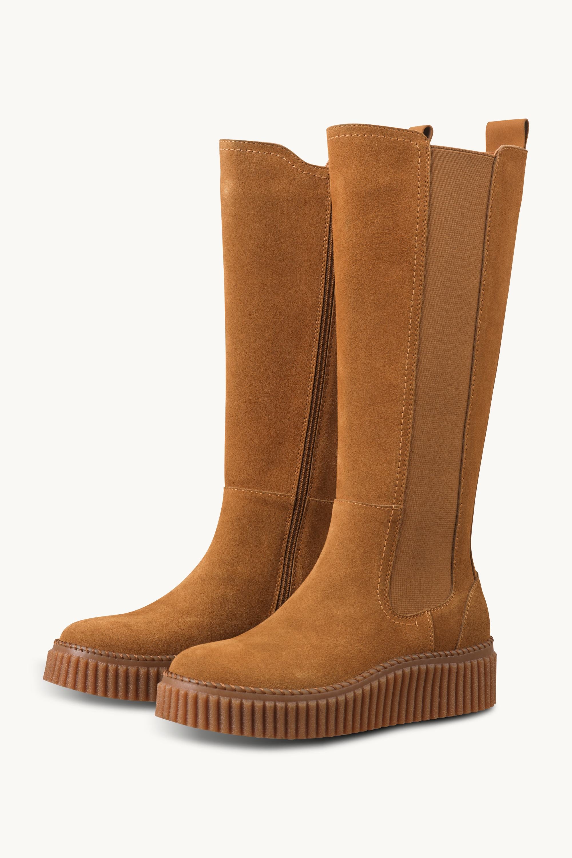 Tall Boots With Elastic - Cashew Clay