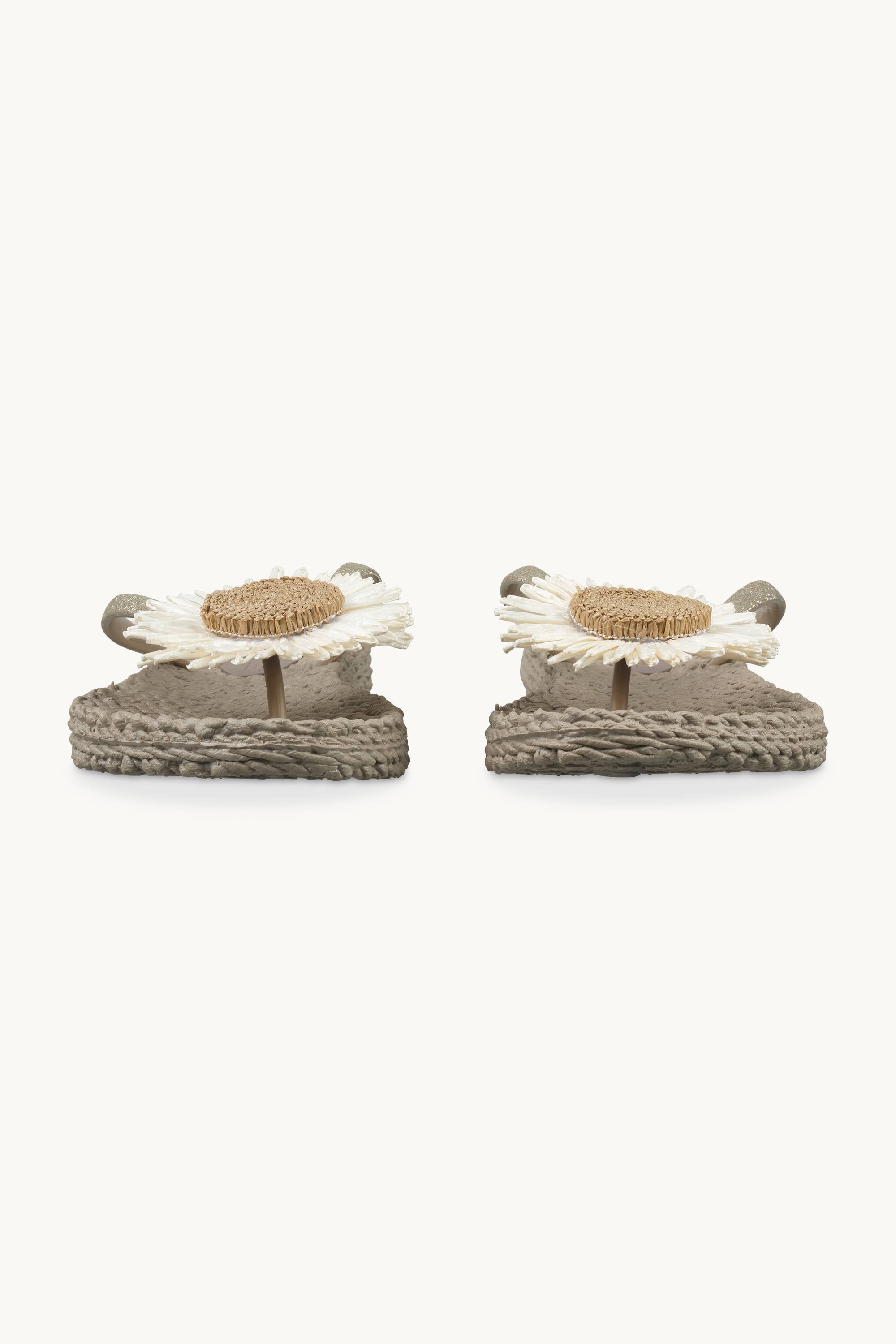 Flip-flops Flower - Atmosphere