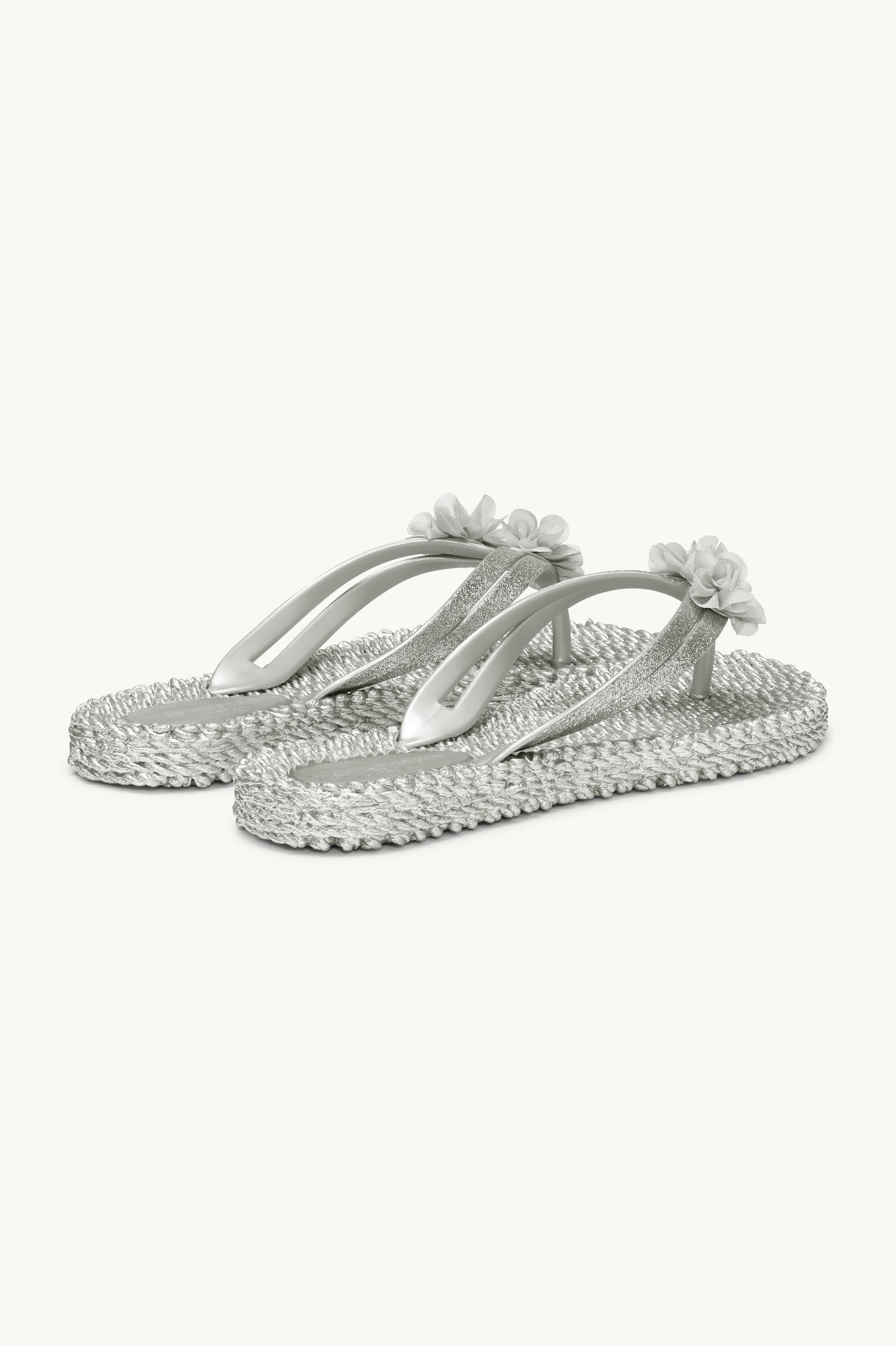 Flip Flops with Flowers - Silver