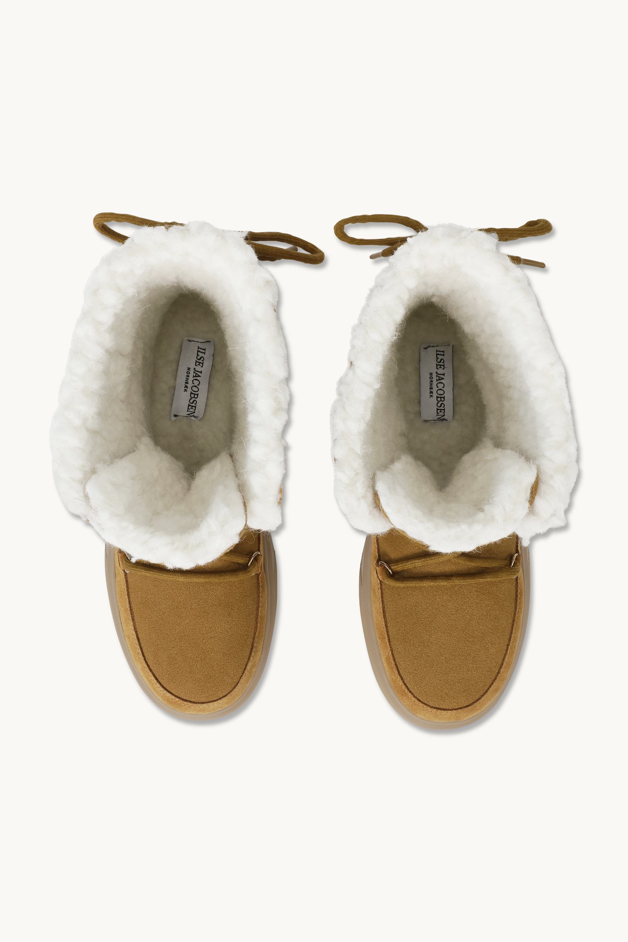 Warm Winter Low Boot - Cashew Natural