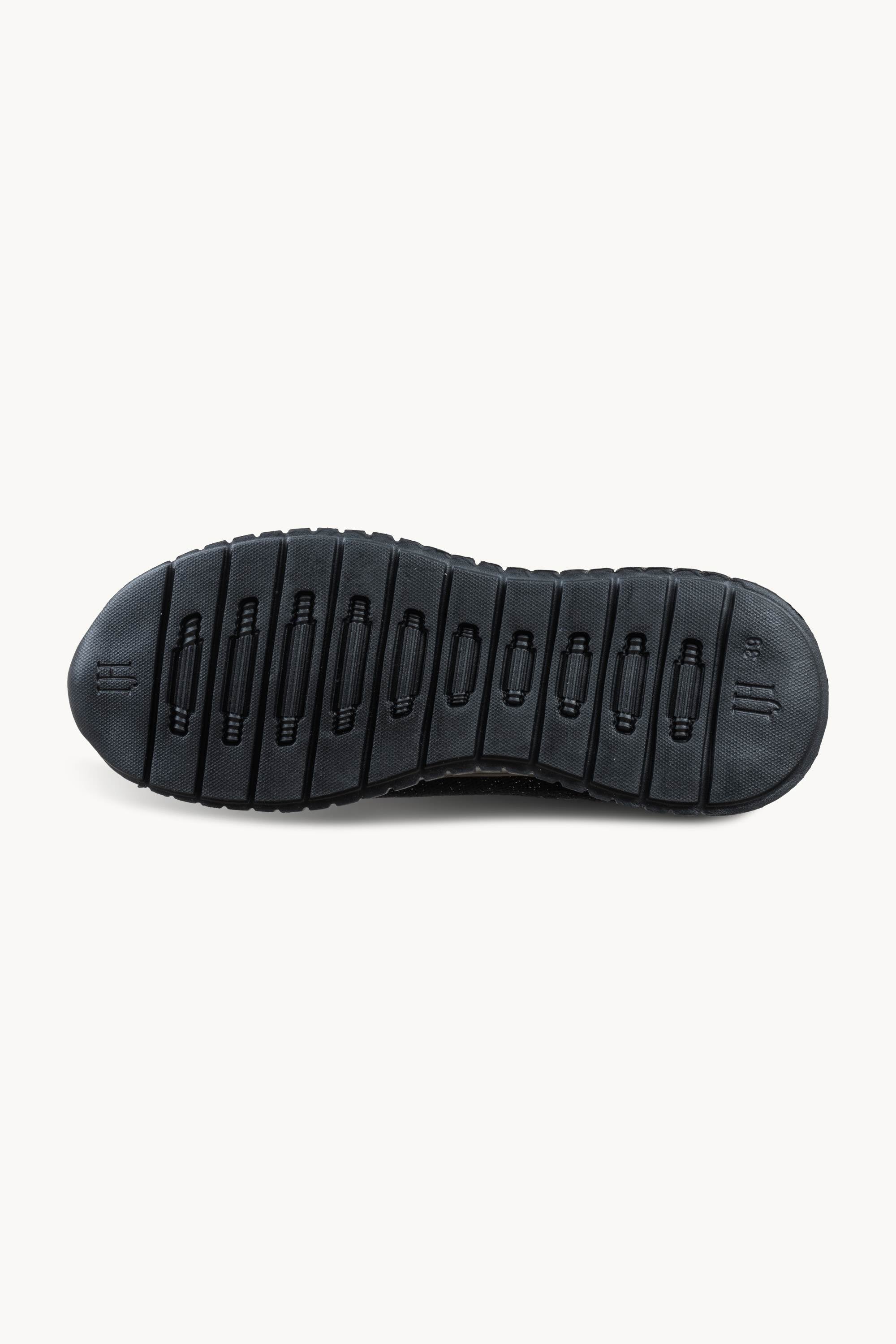 Sporty Sneakers - Black Black