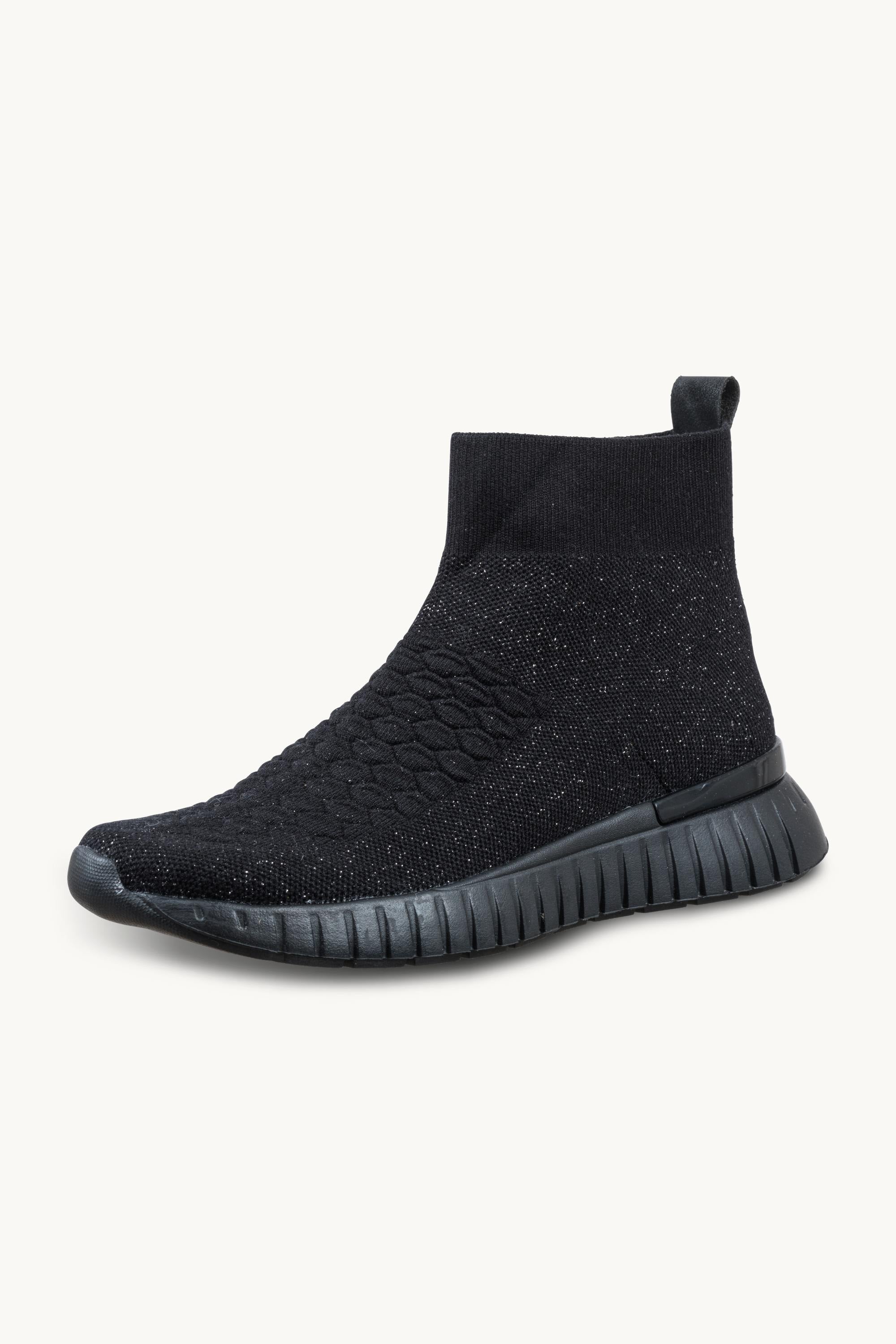 Sporty Sneakers - Black Black