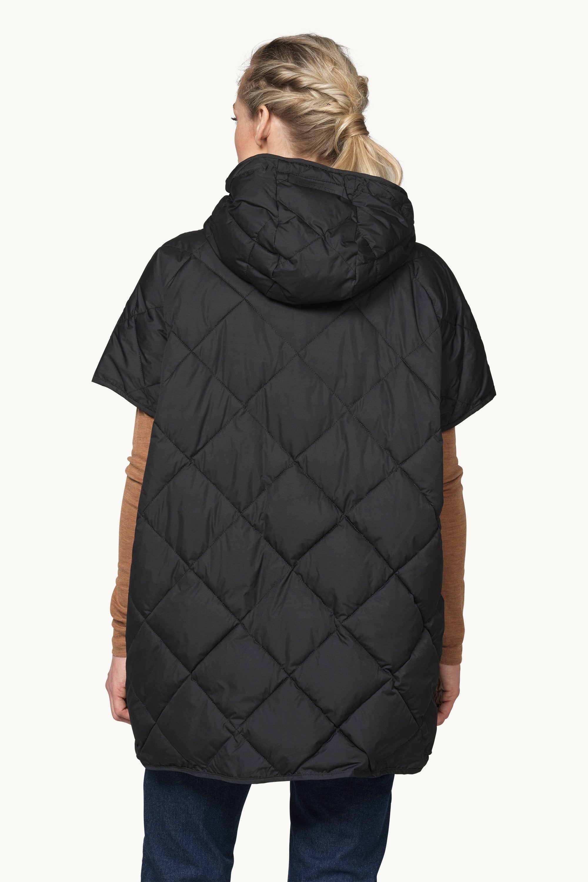 Padded Cape - Black