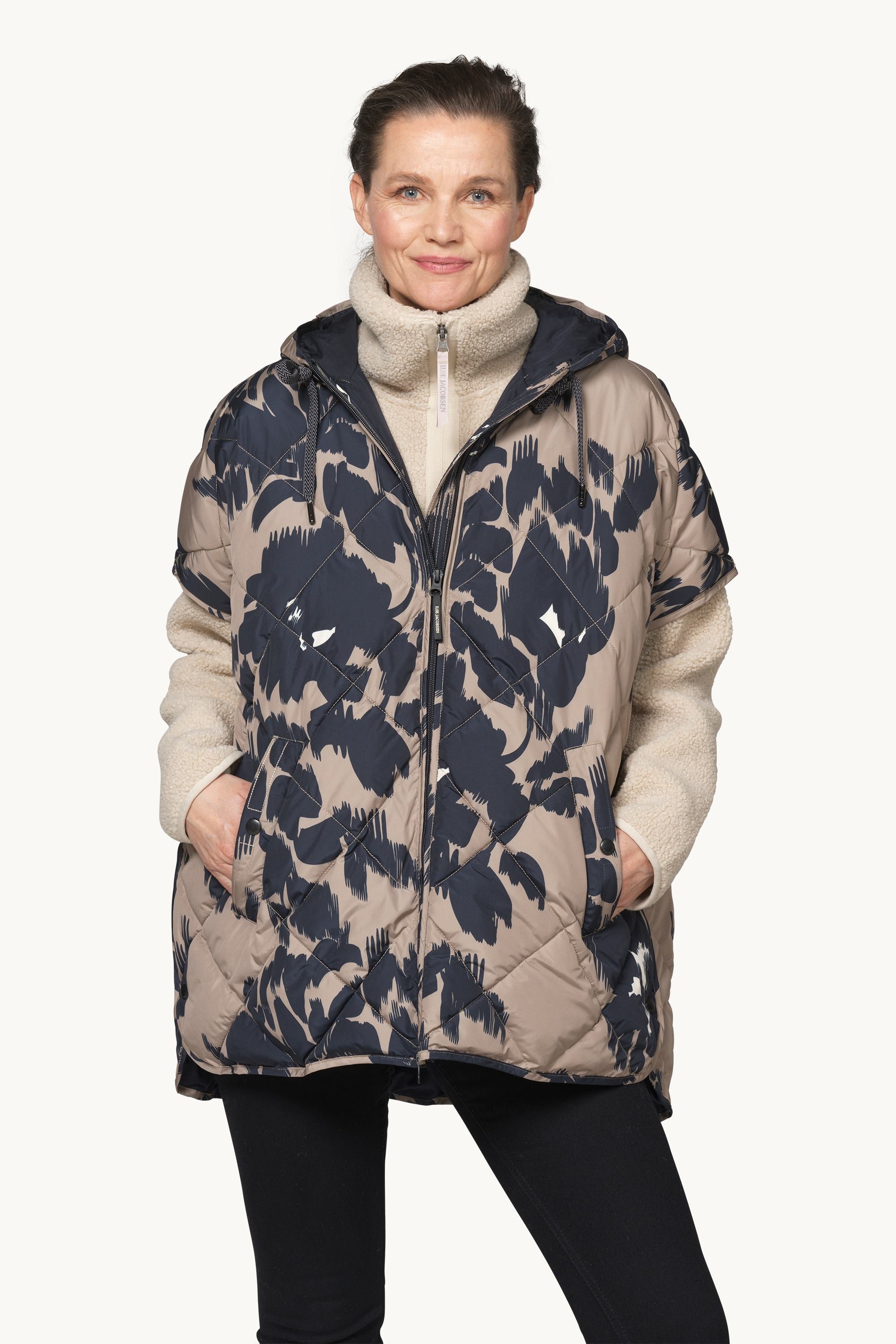 Padded Cape - Floral Decors