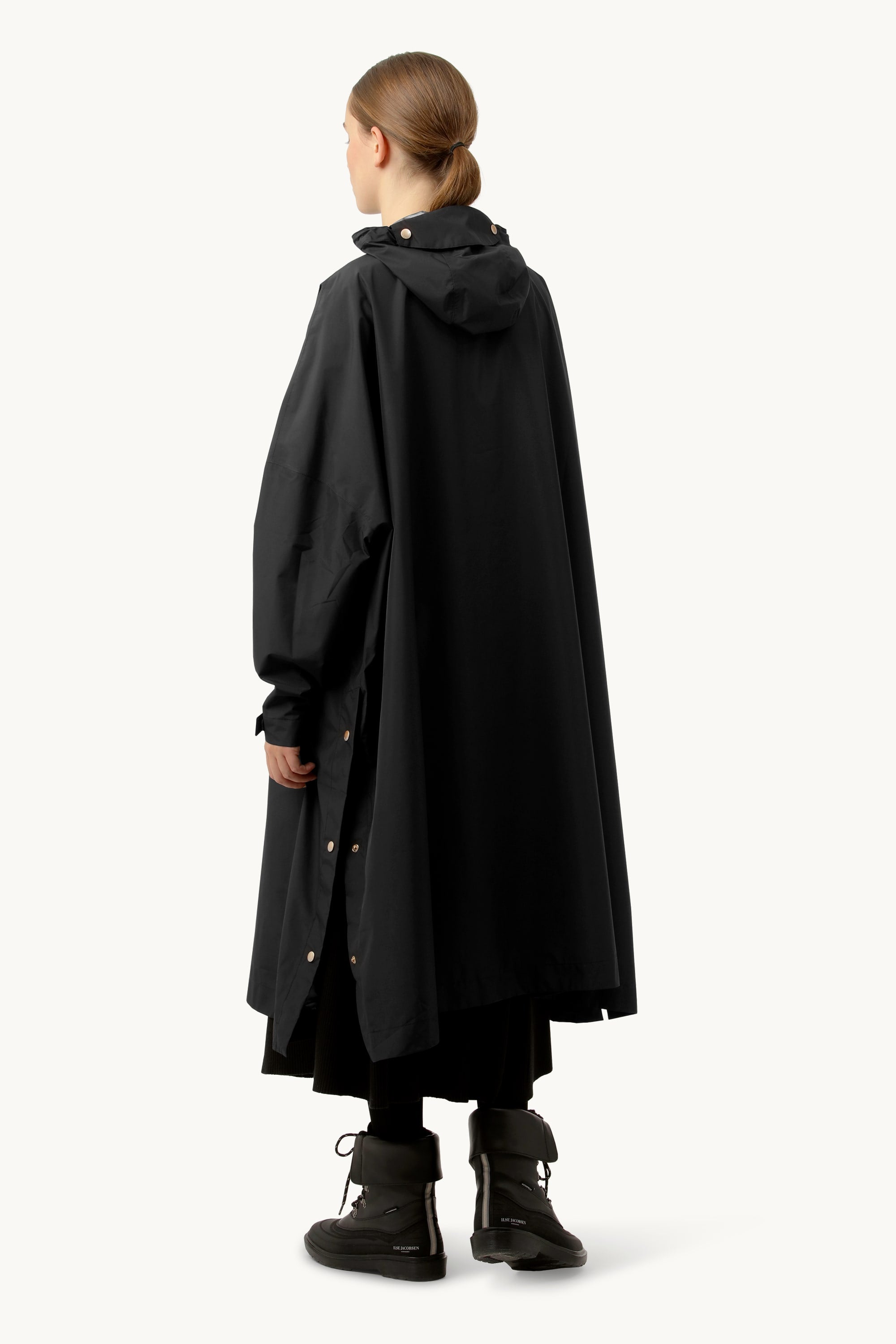 Poncho à manches - Noir