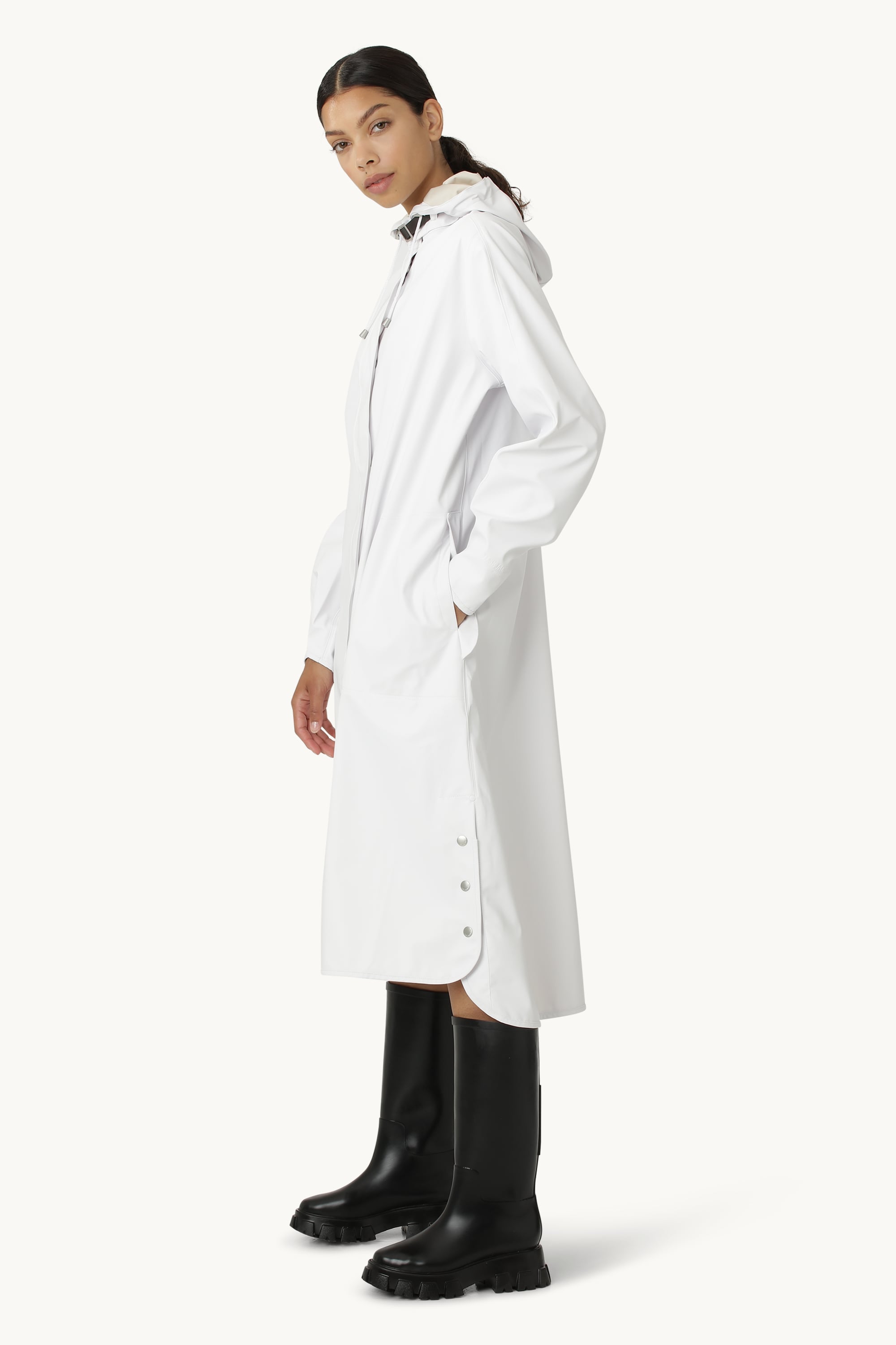 Long Light Raincoat - White