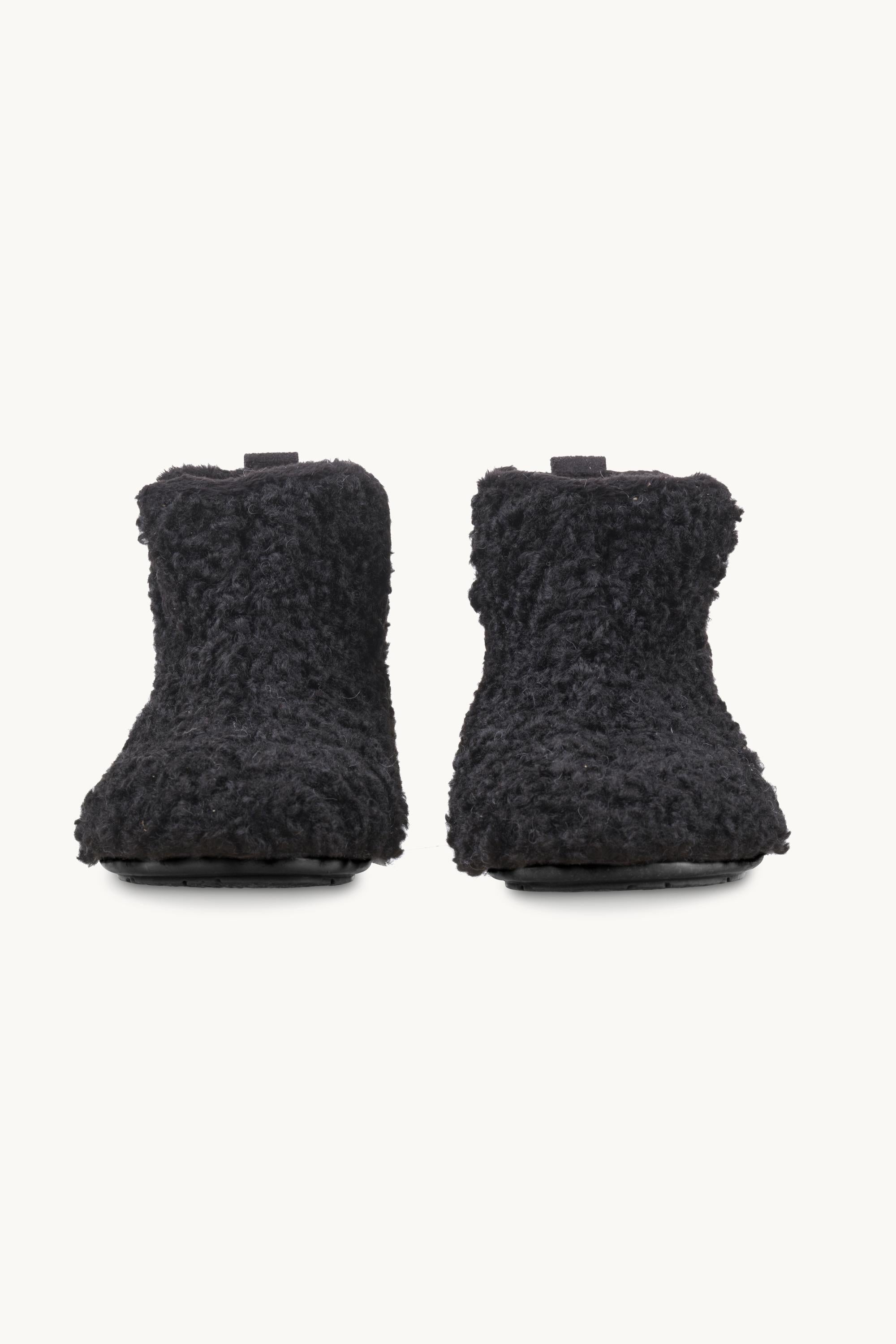 Cosy Ankle Boot - Black Black