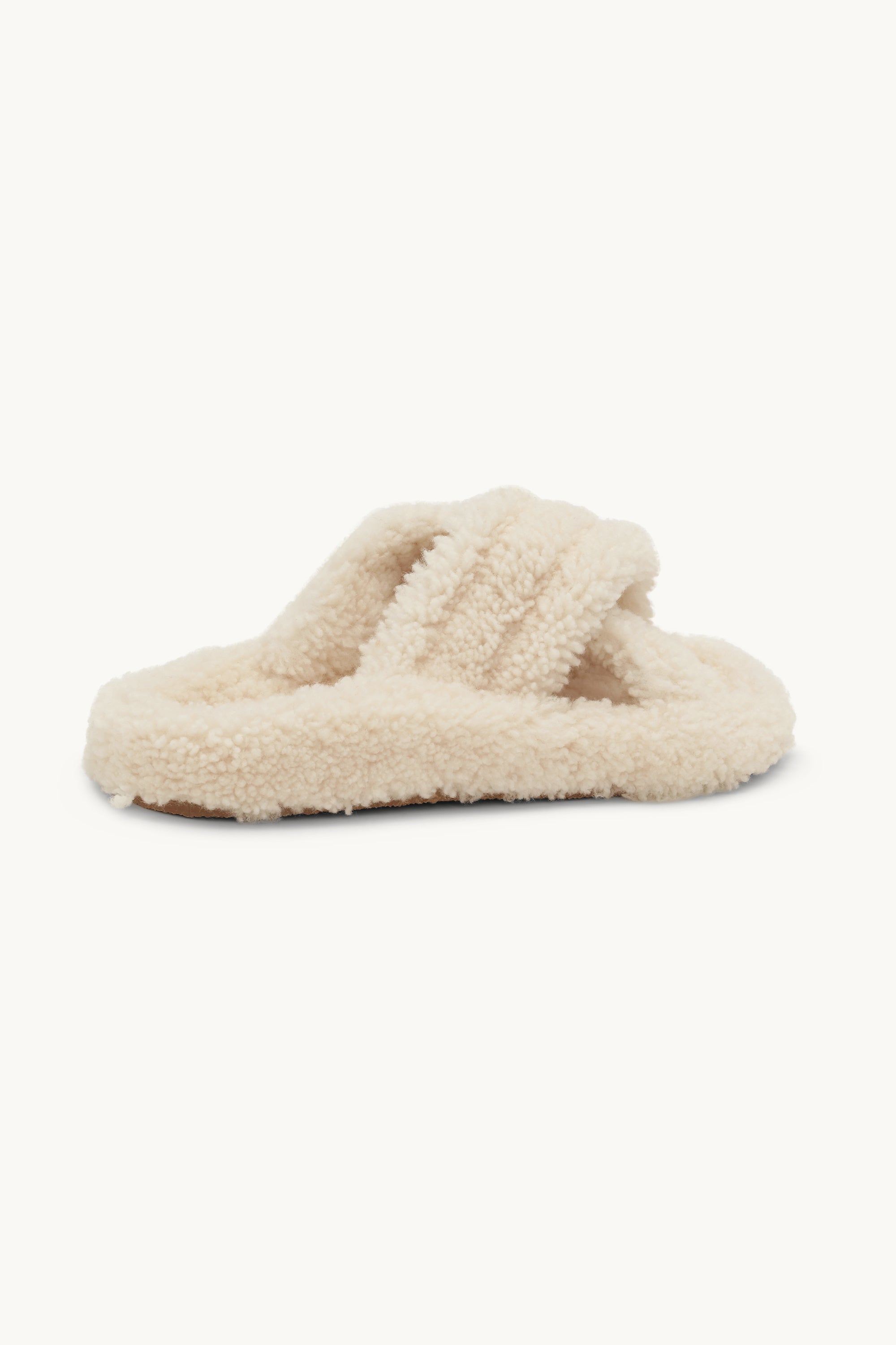 Curly Cross Slipper - Milk Creme