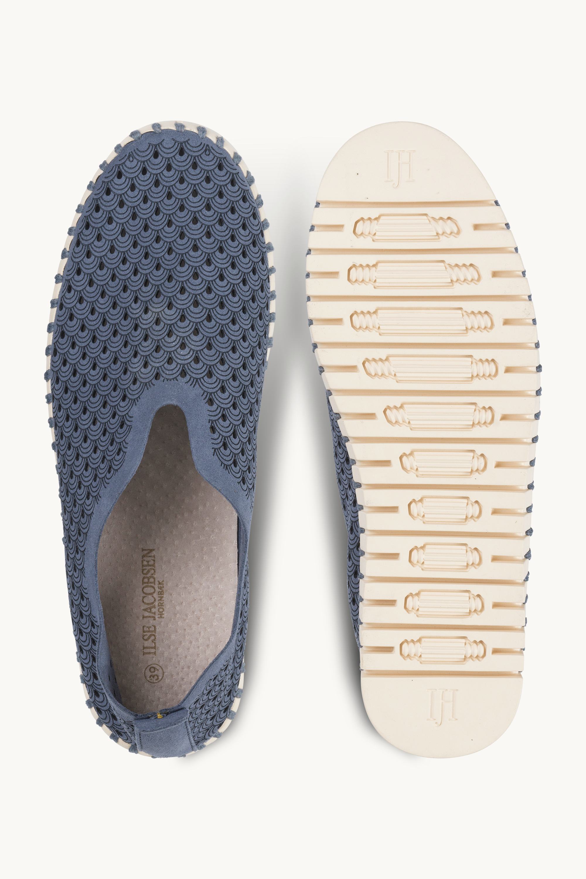 Tulip Shoe - Ombre Blue Pearled Ivory