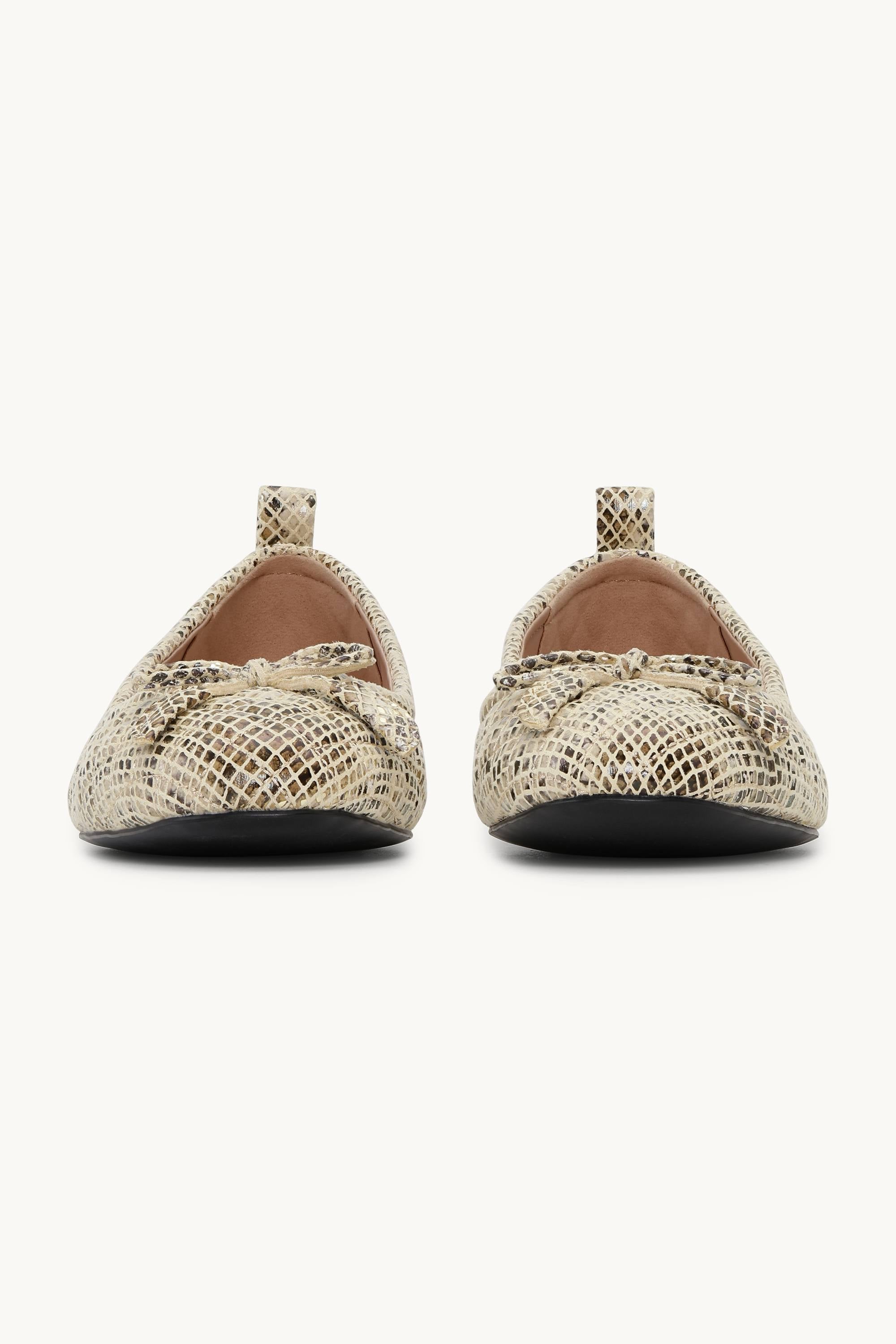 Quilted Ballerina - Latte Black