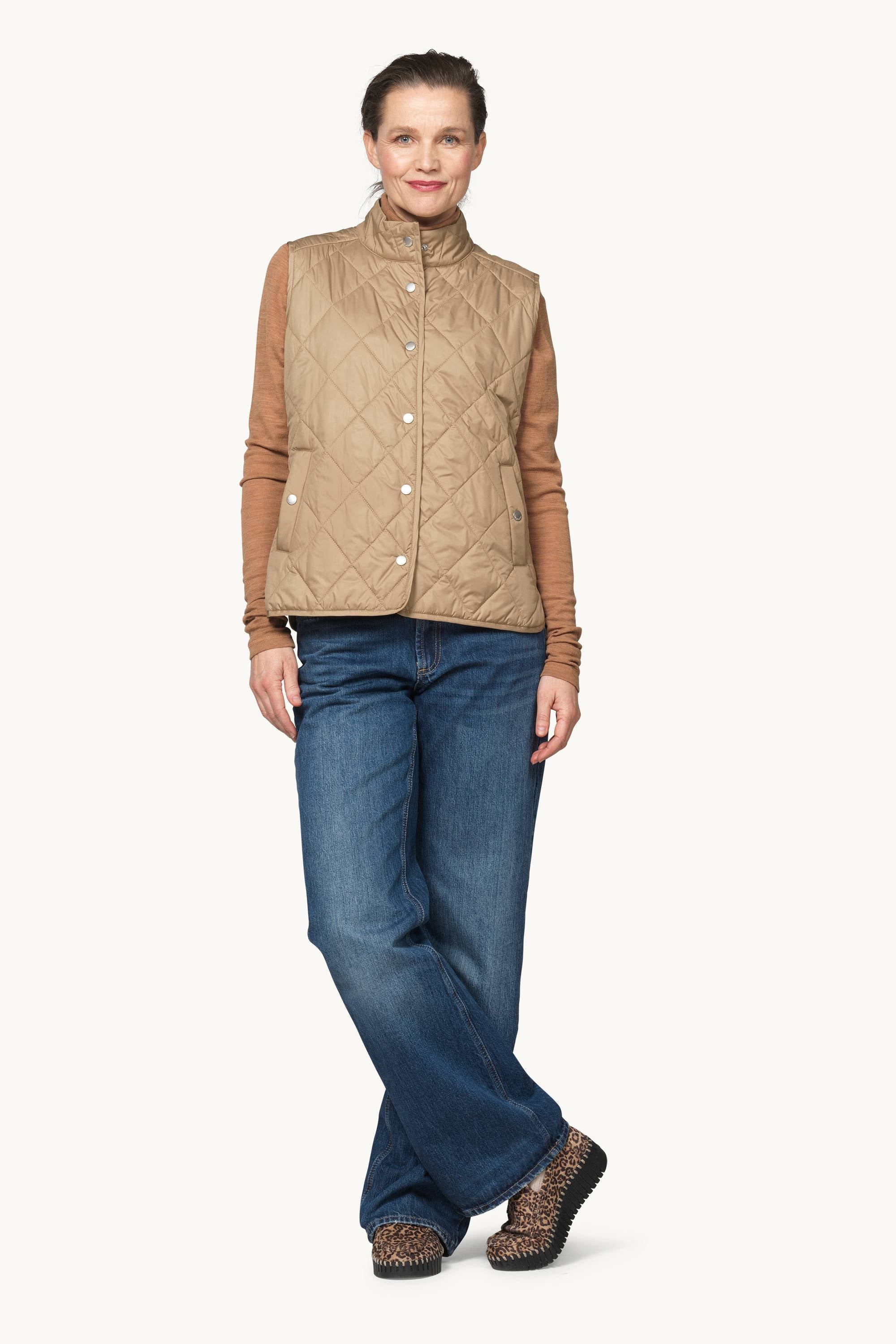 Quilted Short Vest - Sepia Tint