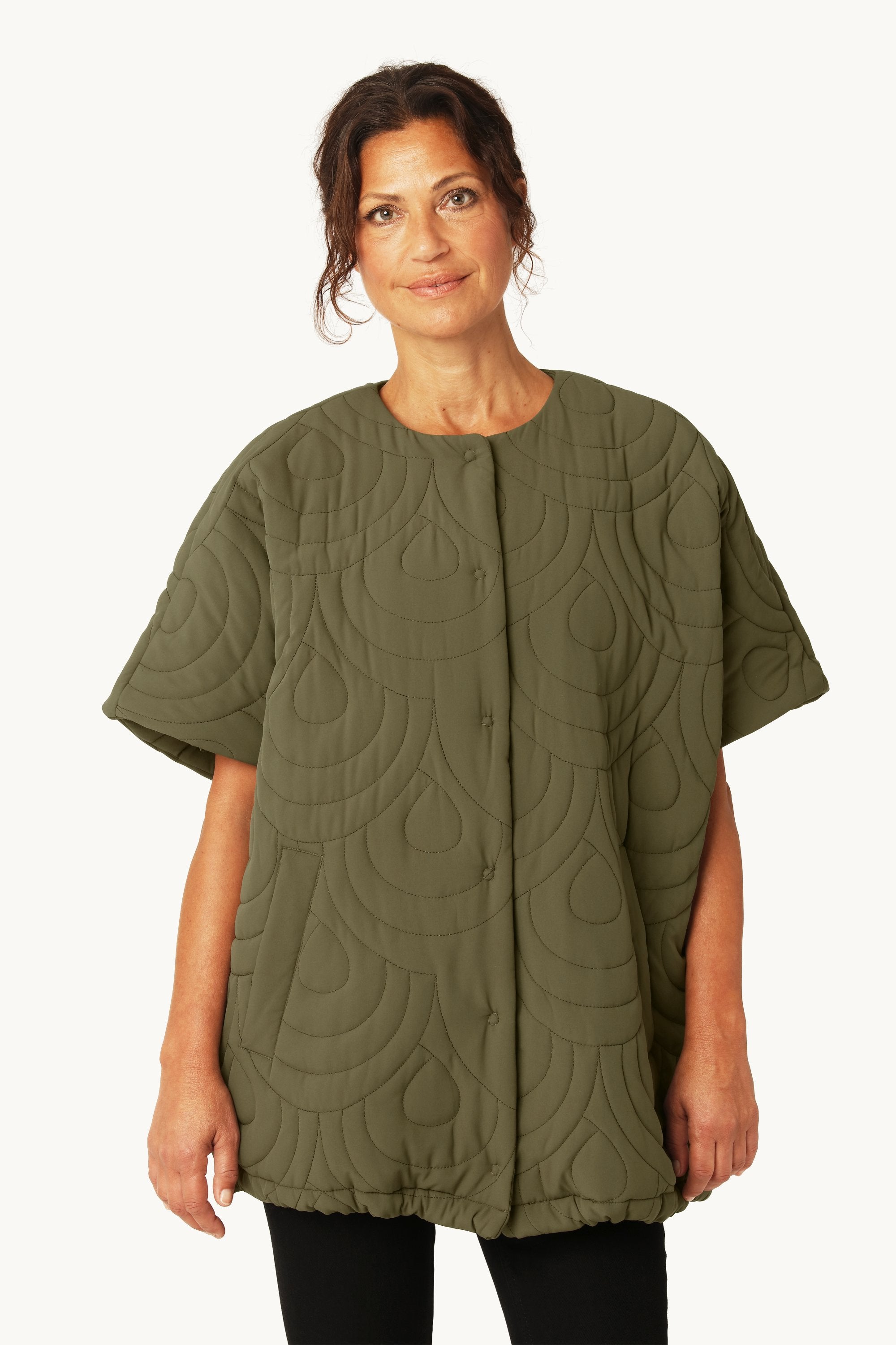 Short Quilted Cape - Olive Night