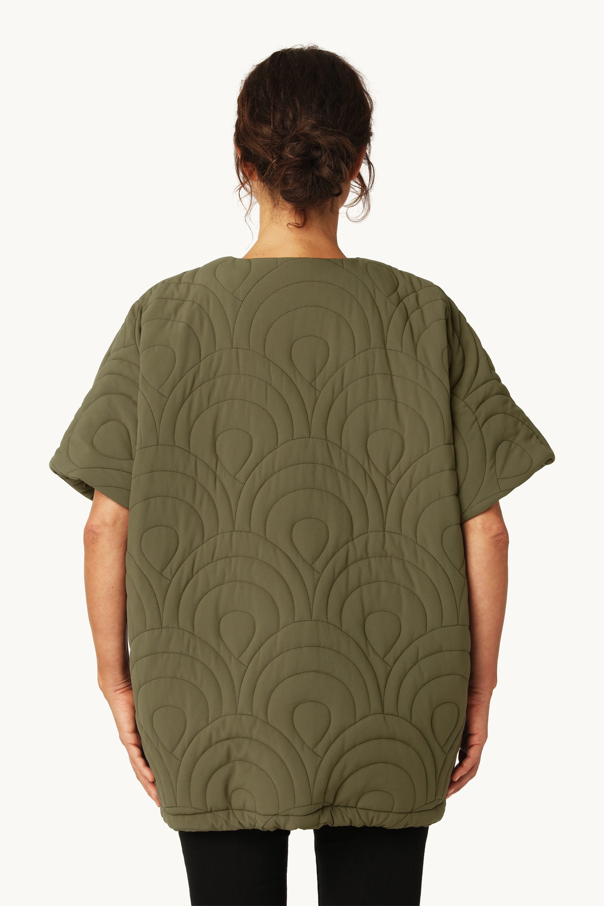 Short Quilted Cape - Olive Night