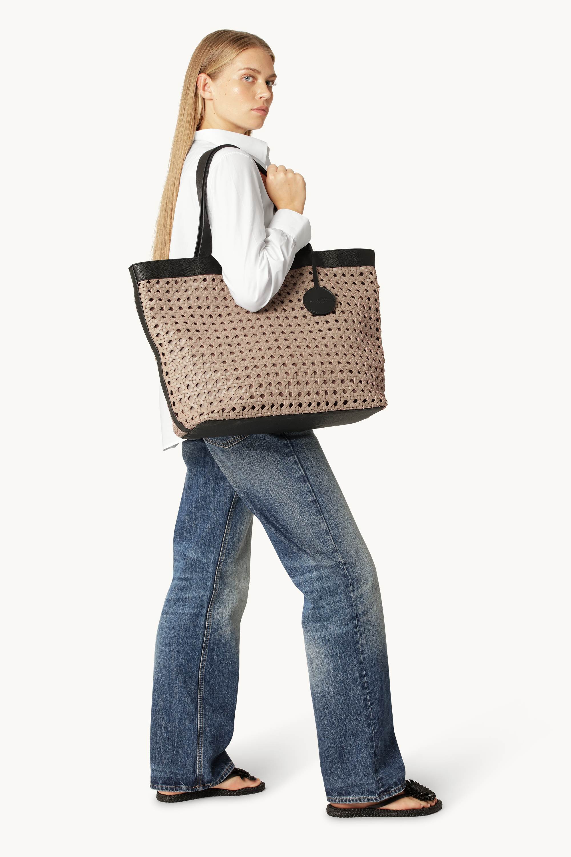 Grand Beach Bag - Sand Pile Black