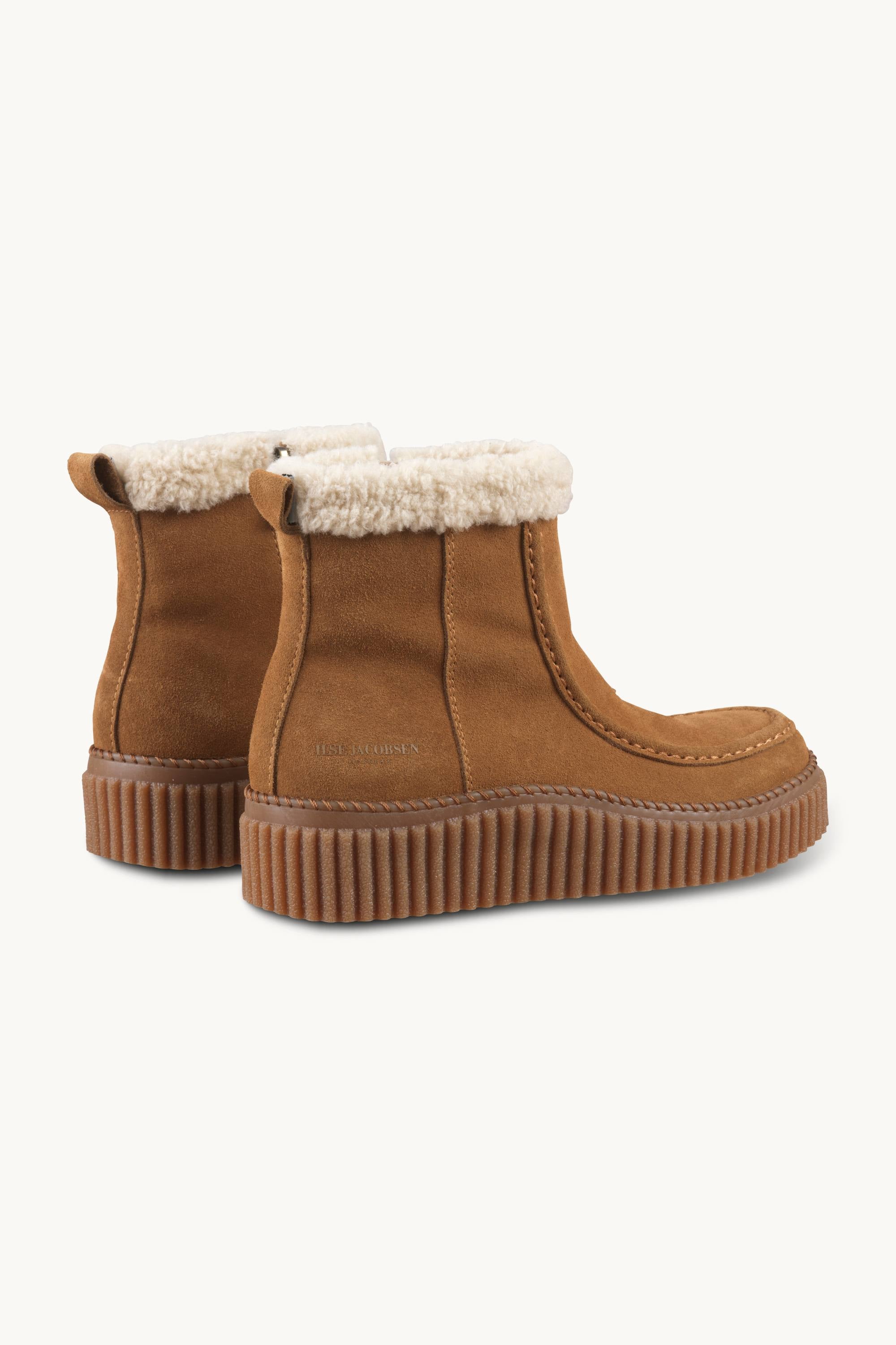 Suede Boots With Shearling - Cashew Clay