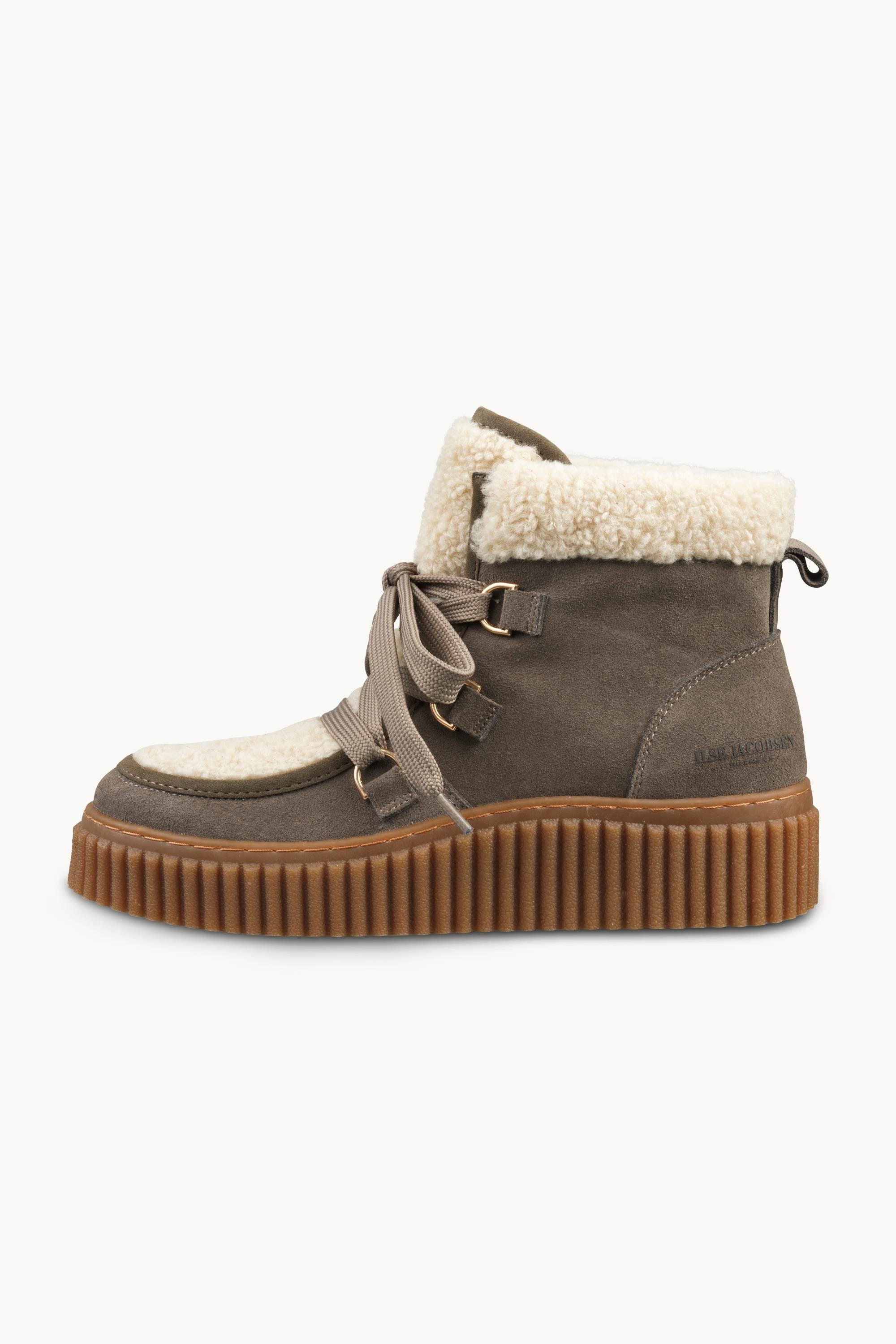 Suede Boots With Shoelaces - Falcon Clay