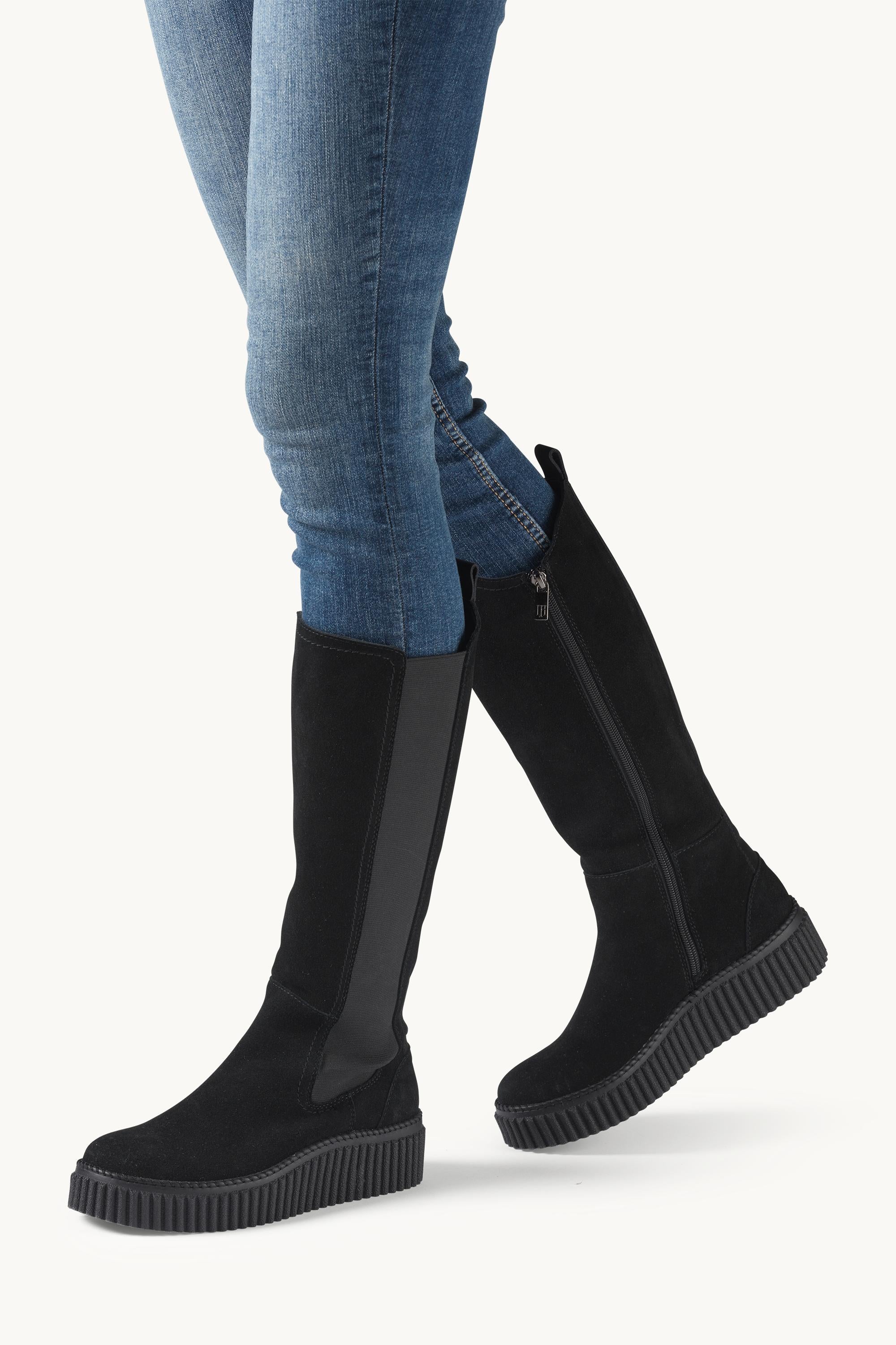 Tall Boots With Elastic - Black Black