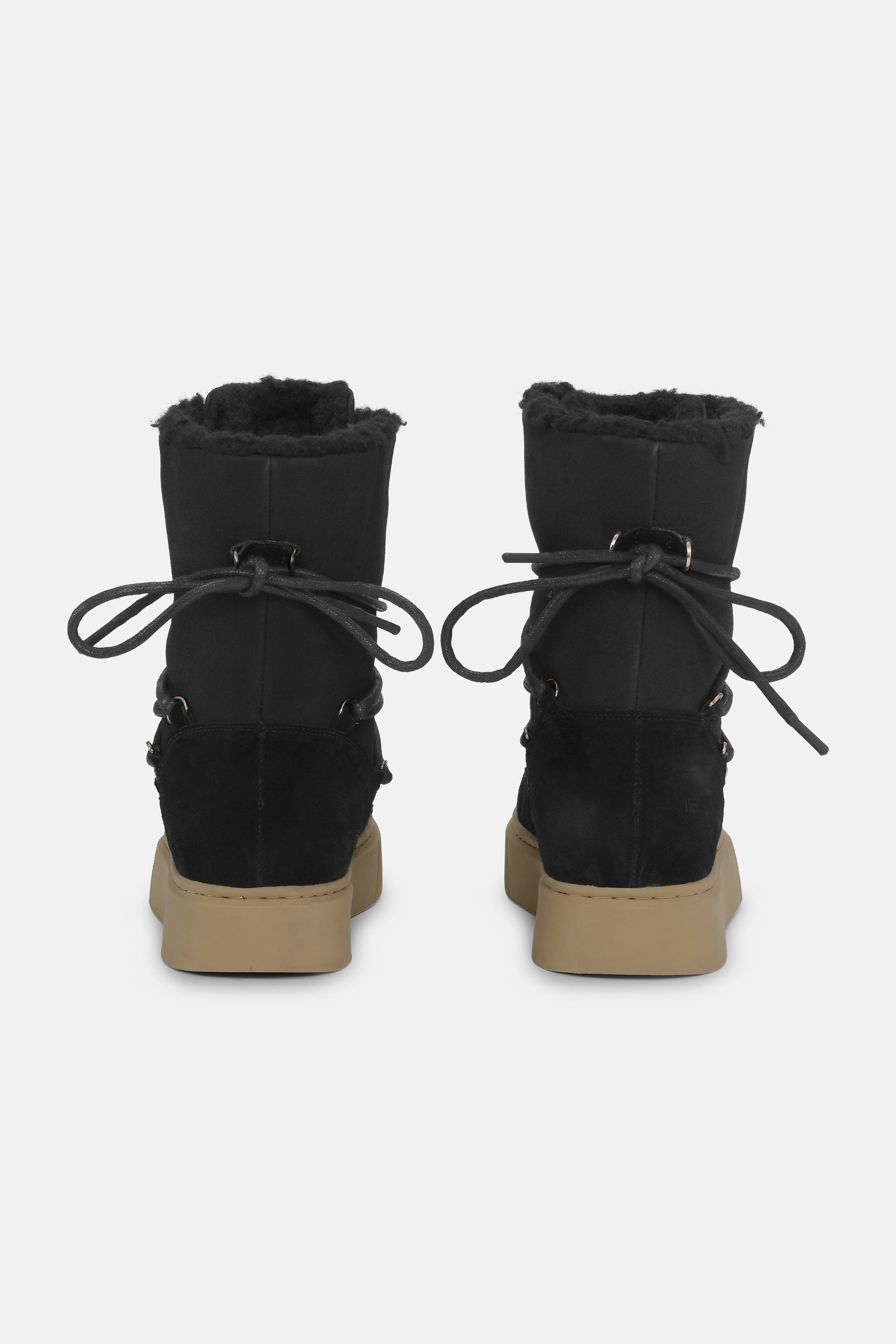 Warm Winter Low Boot - Black Natural
