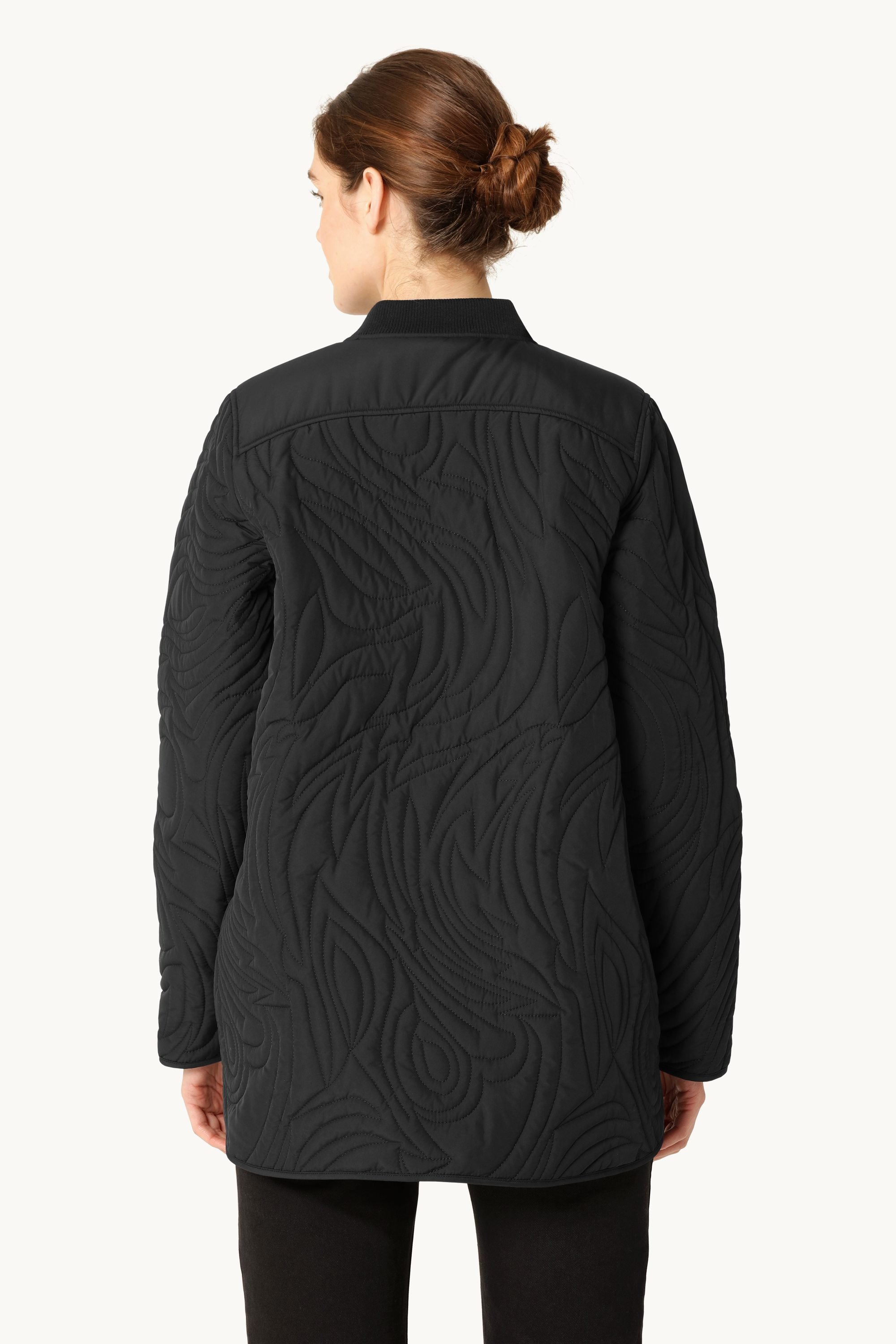 Short Quilt Jacket - Black