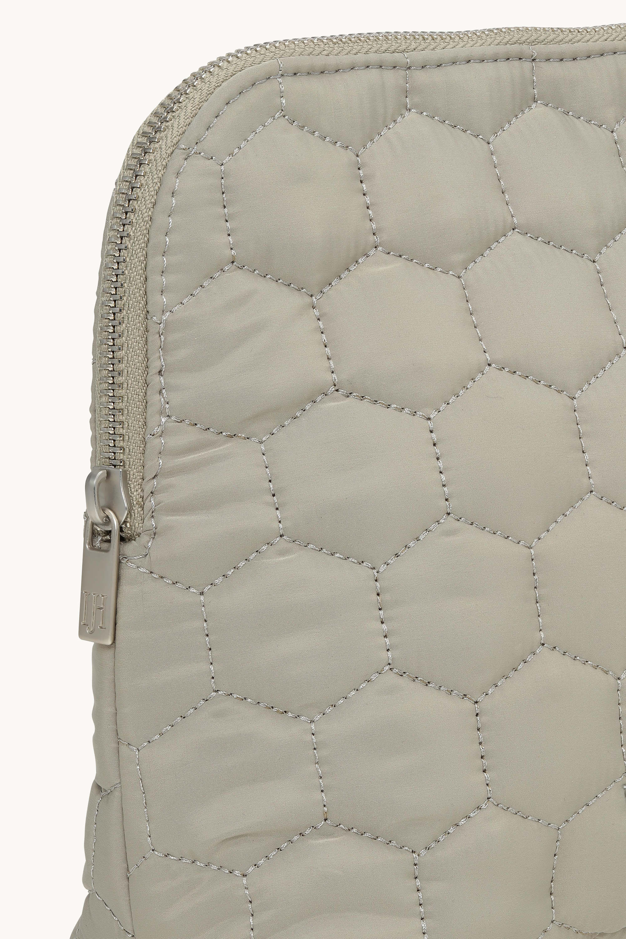 Makeup Pouch - Coriander