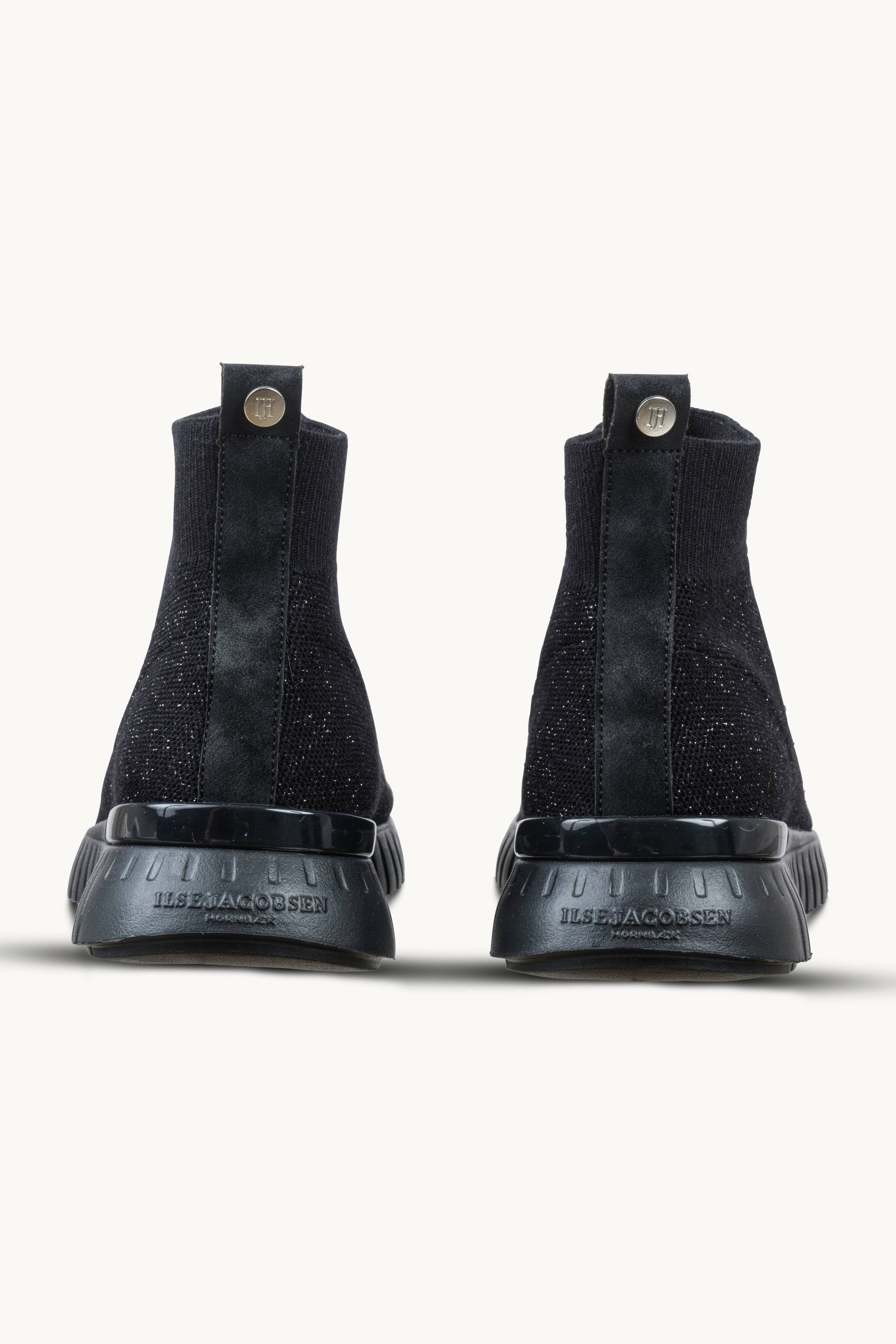 Sporty Sneakers - Black Black