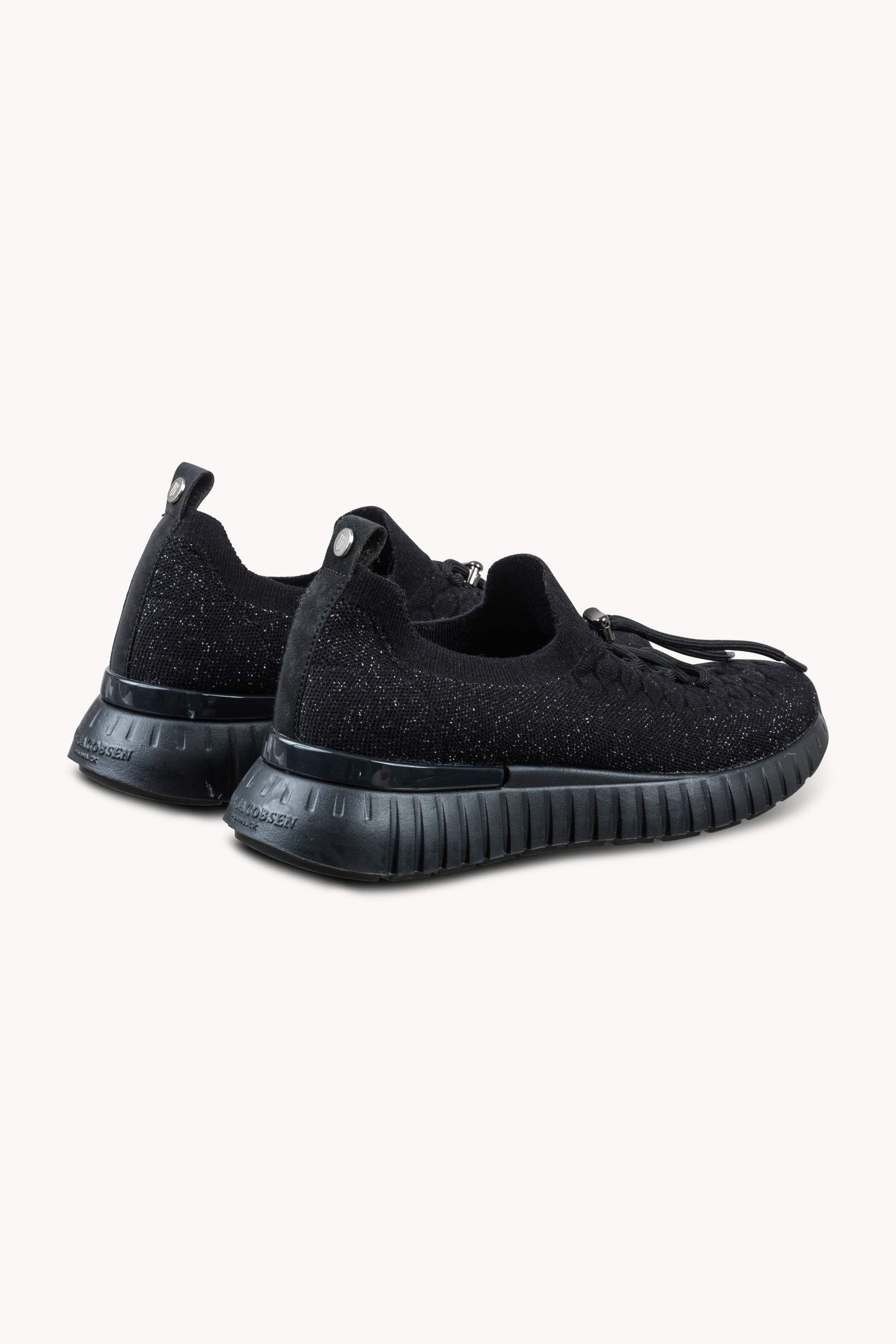 Sporty Sneakers - Black Black