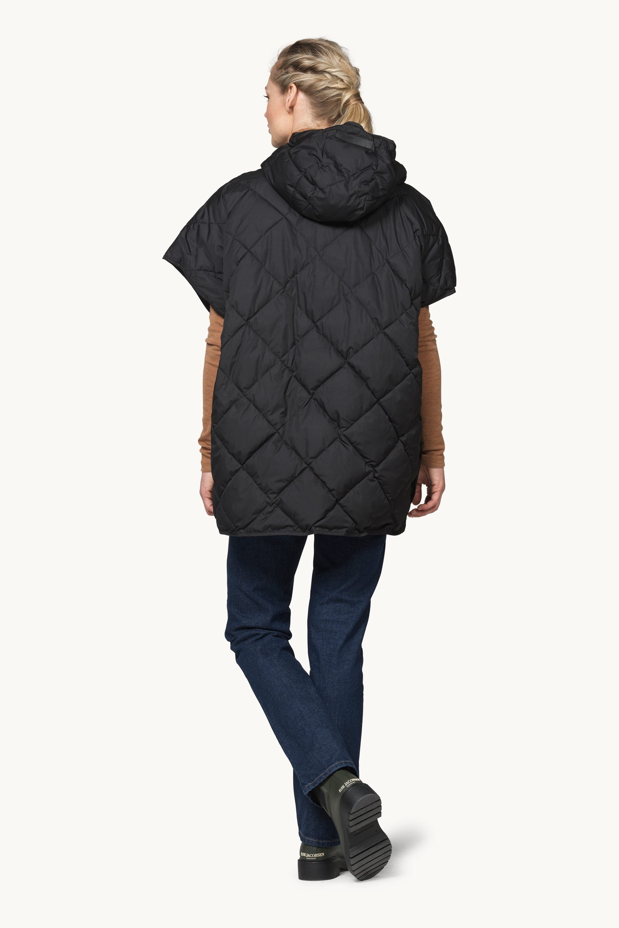 Padded Cape - Black