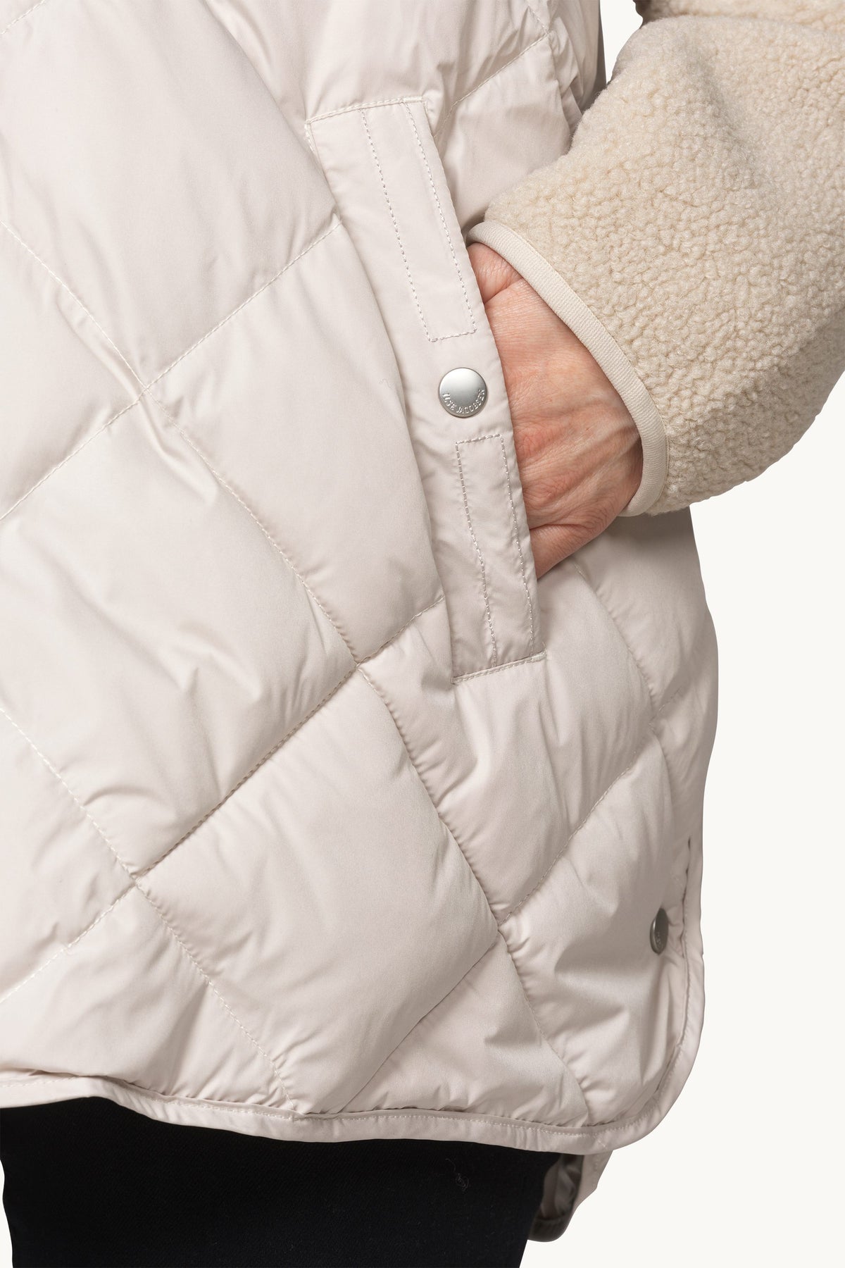 Padded Cape - Silver Grey