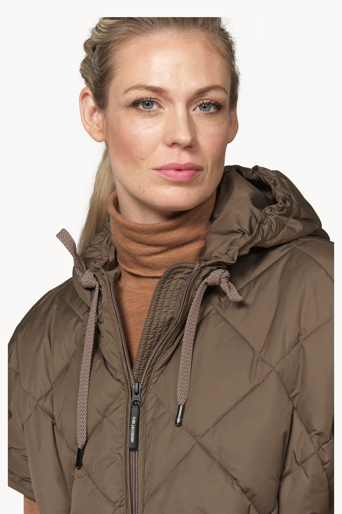 Padded Cape - Mud