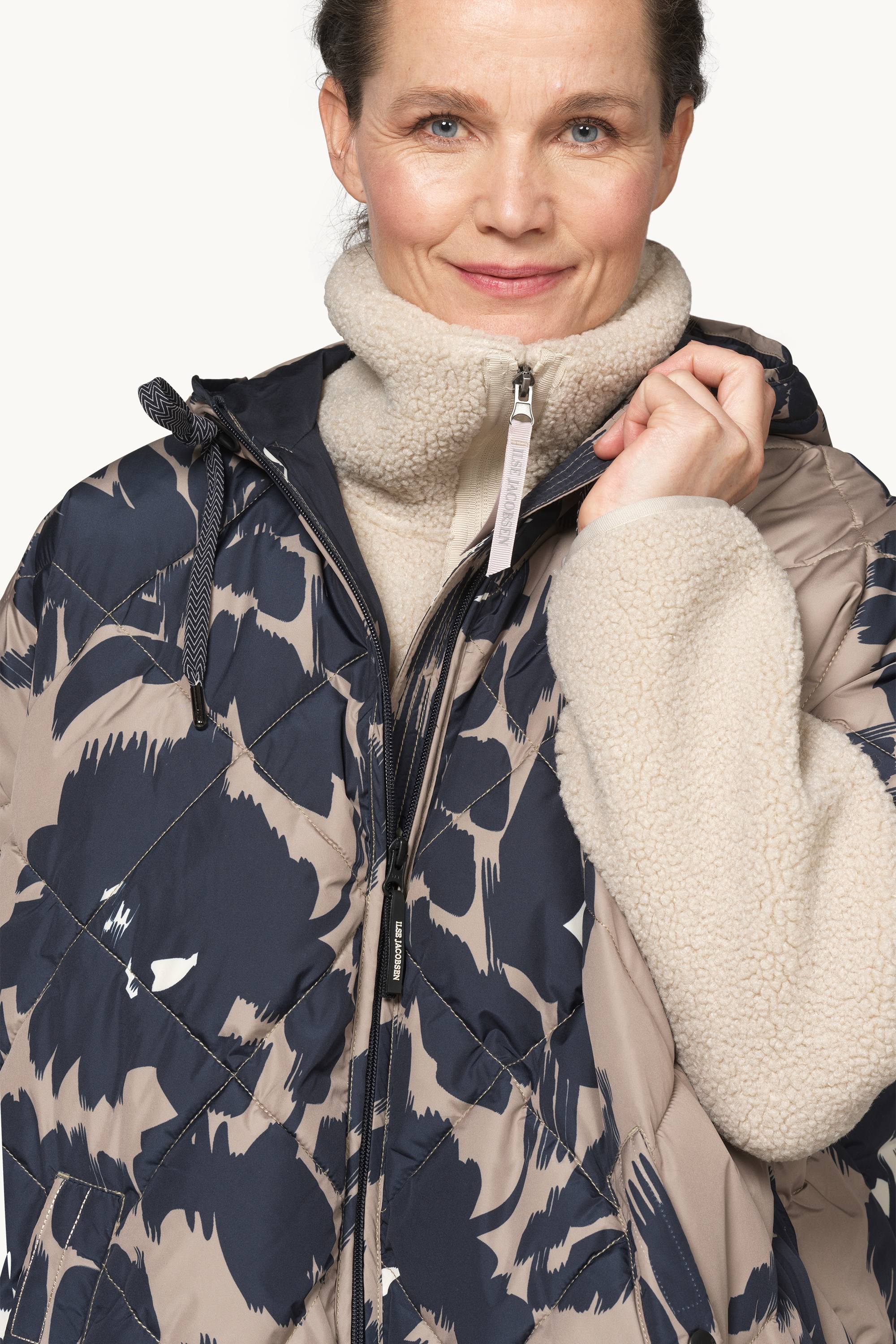 Padded Cape - Floral Decors