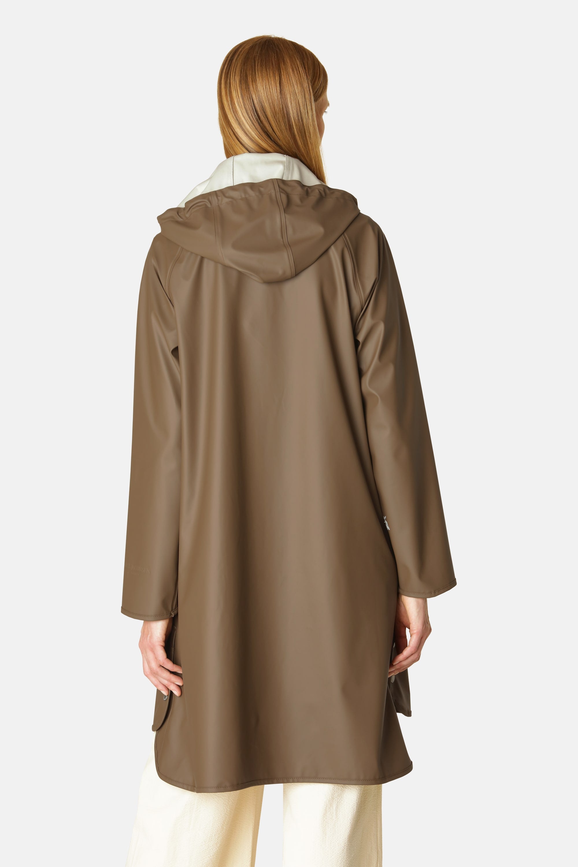 Light Raincoat - Cub Brown