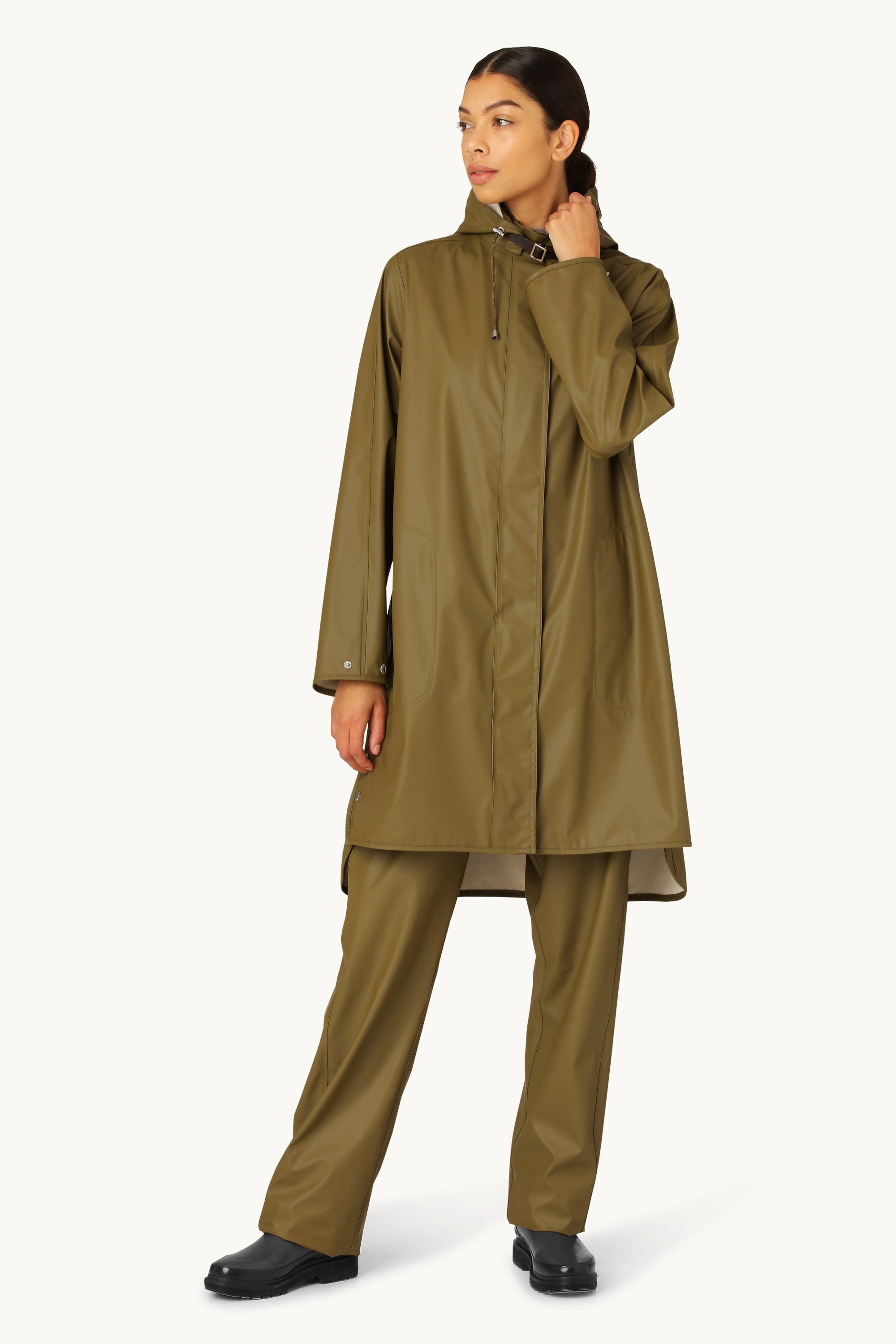 Light Raincoat - Lizard