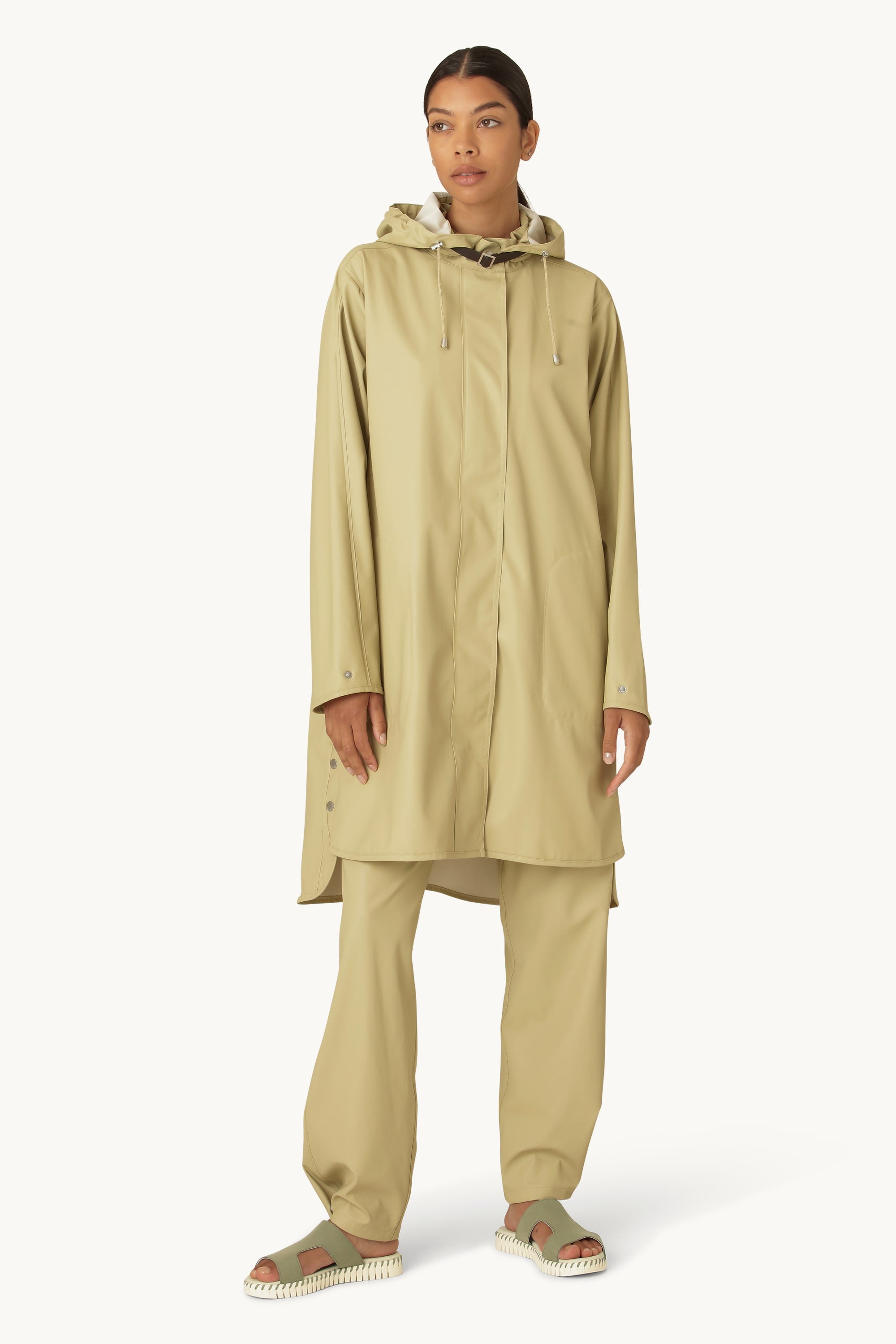Light Raincoat - Olive Grass