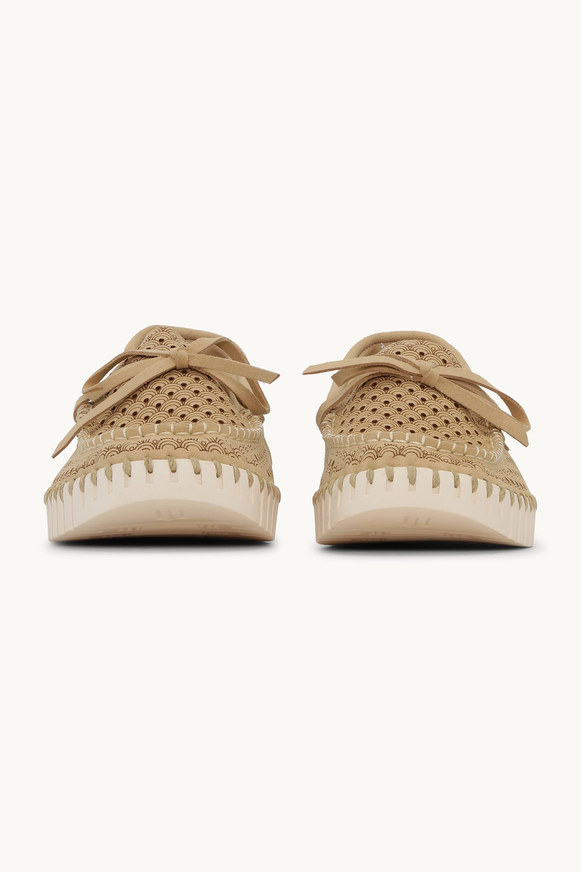 Tulip Sailor Shoe - Latte Pearled Ivory