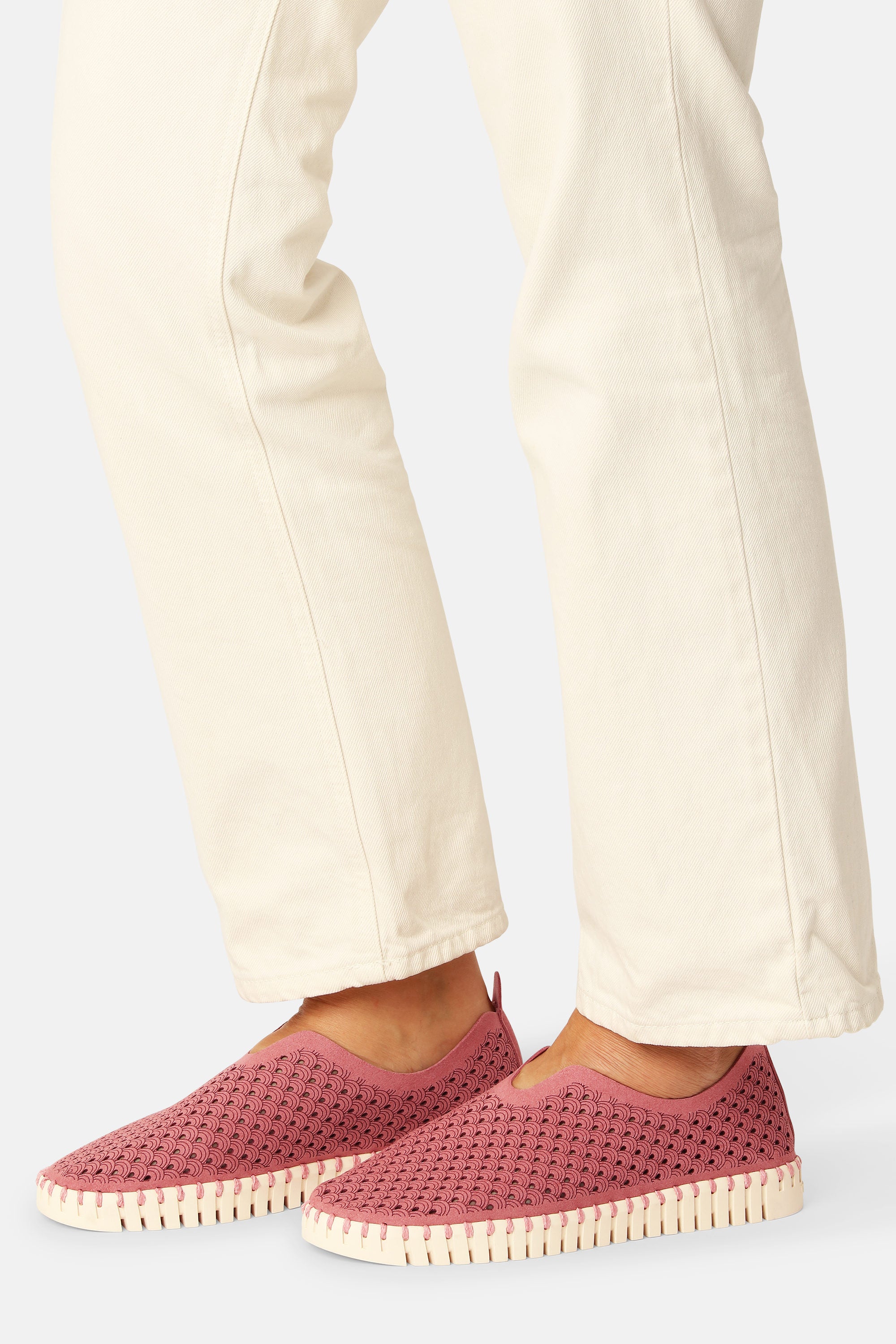 Tulip Flats - Rouge Pearled Ivory