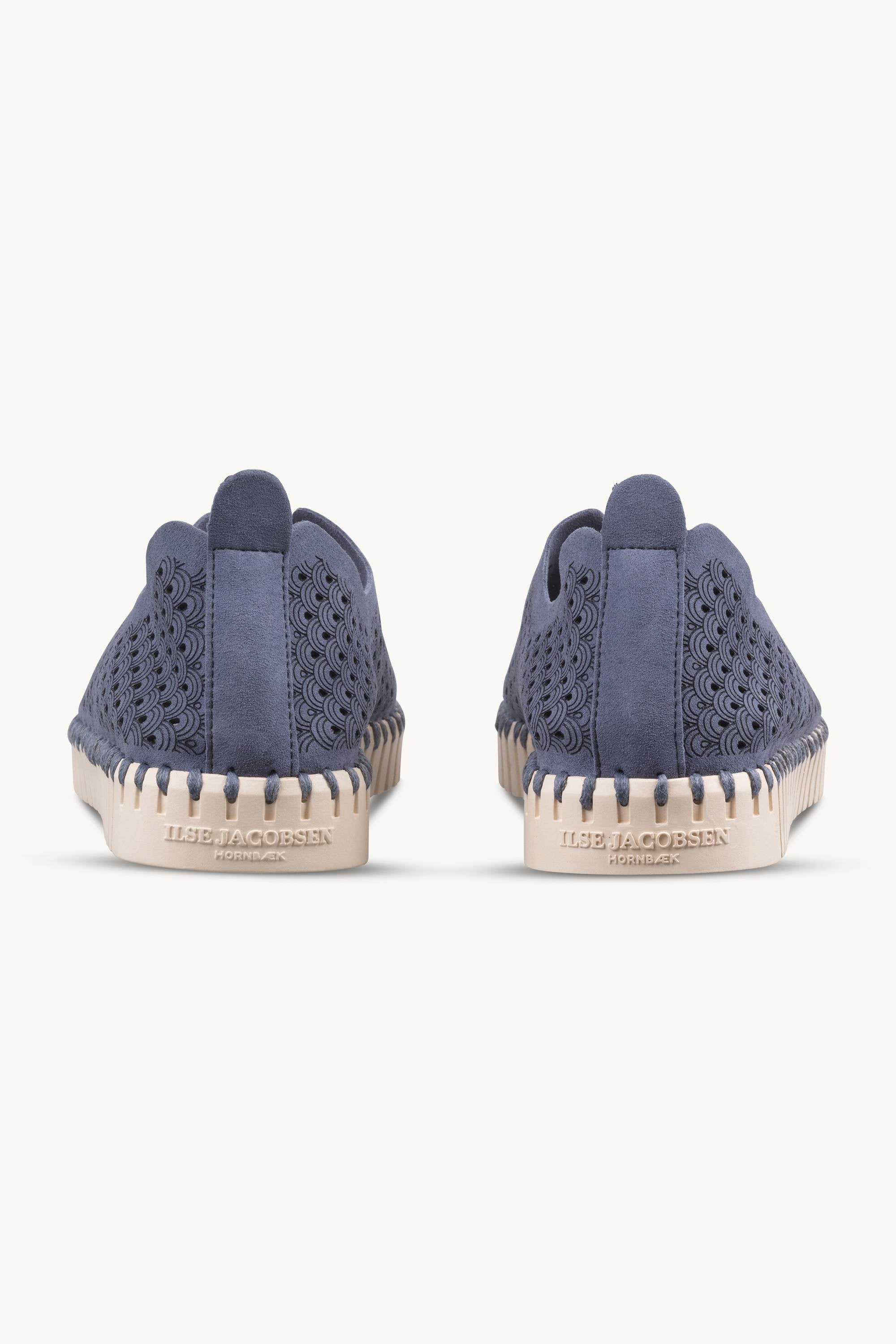 Tulip Shoe - Ombre Blue Pearled Ivory