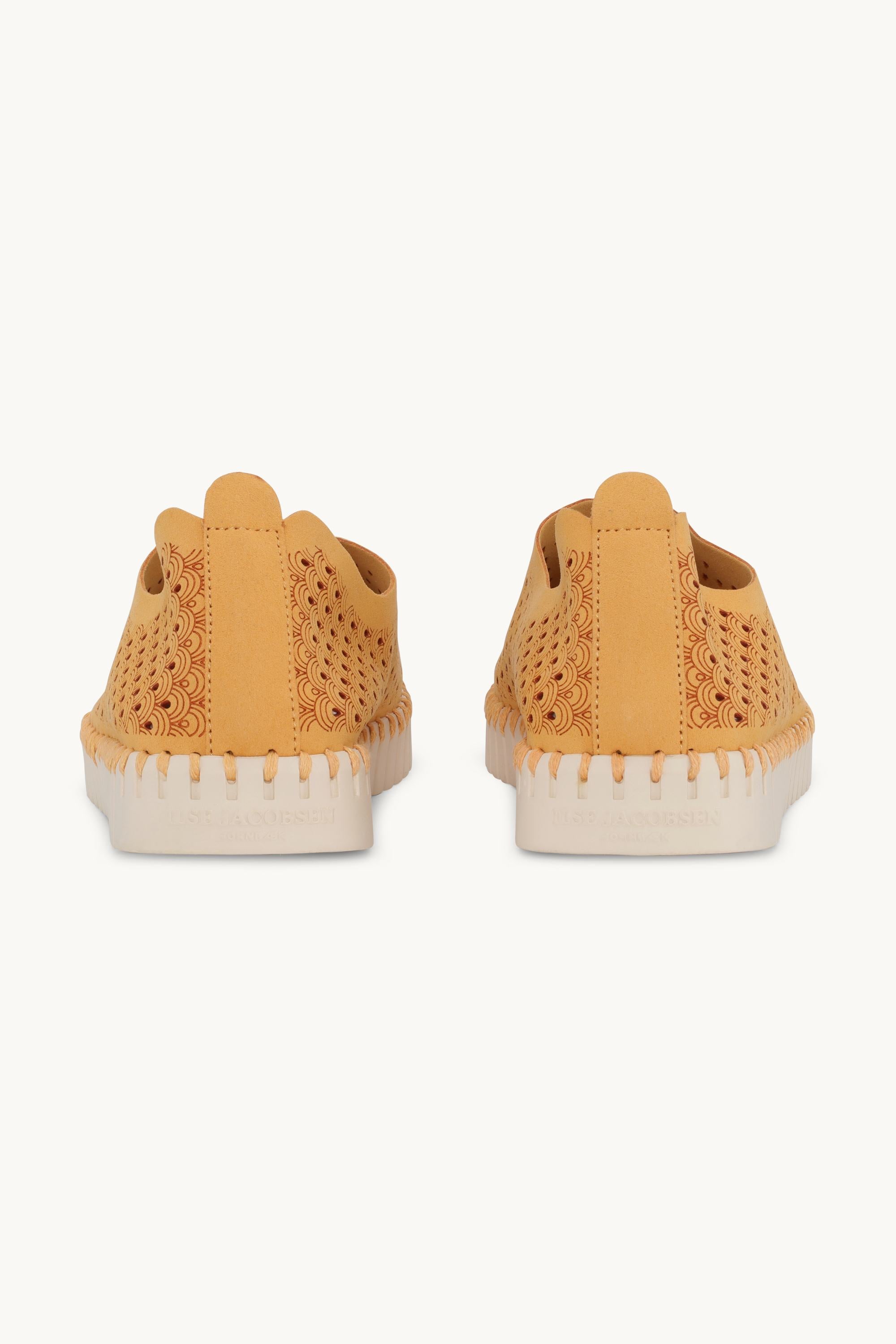 Tulip Mocassins - Golden Nugget