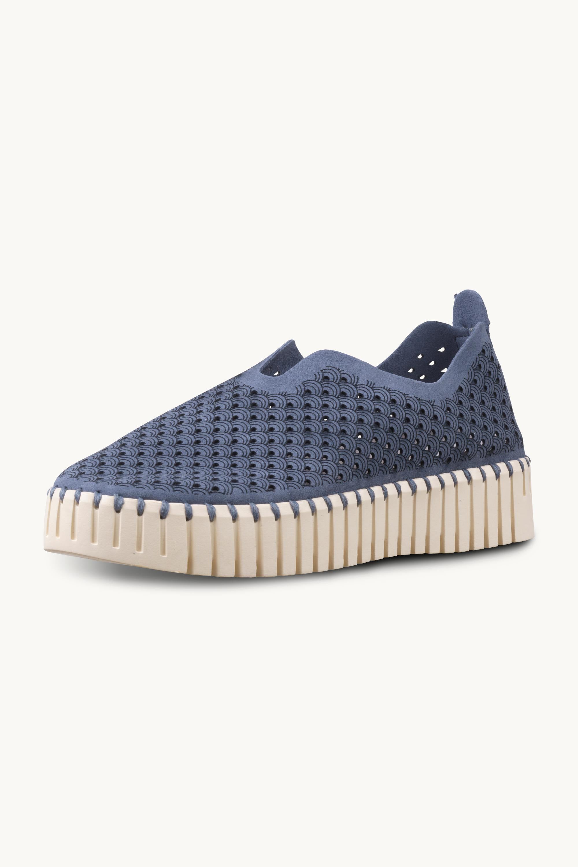 Platform Tulip Flats - Ombre Blue Pearled Ivory