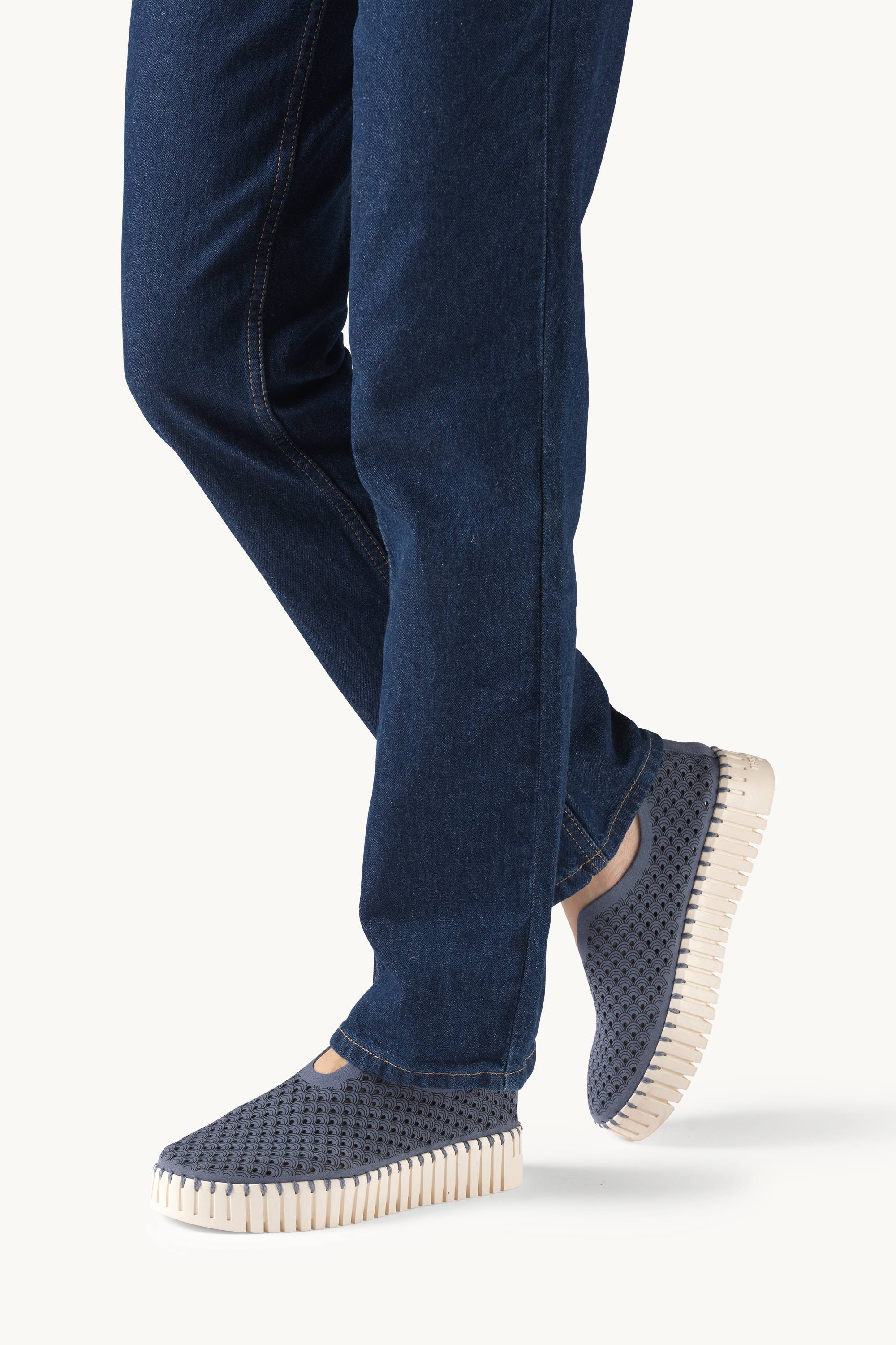 Platform Tulip Flats - Ombre Blue Pearled Ivory