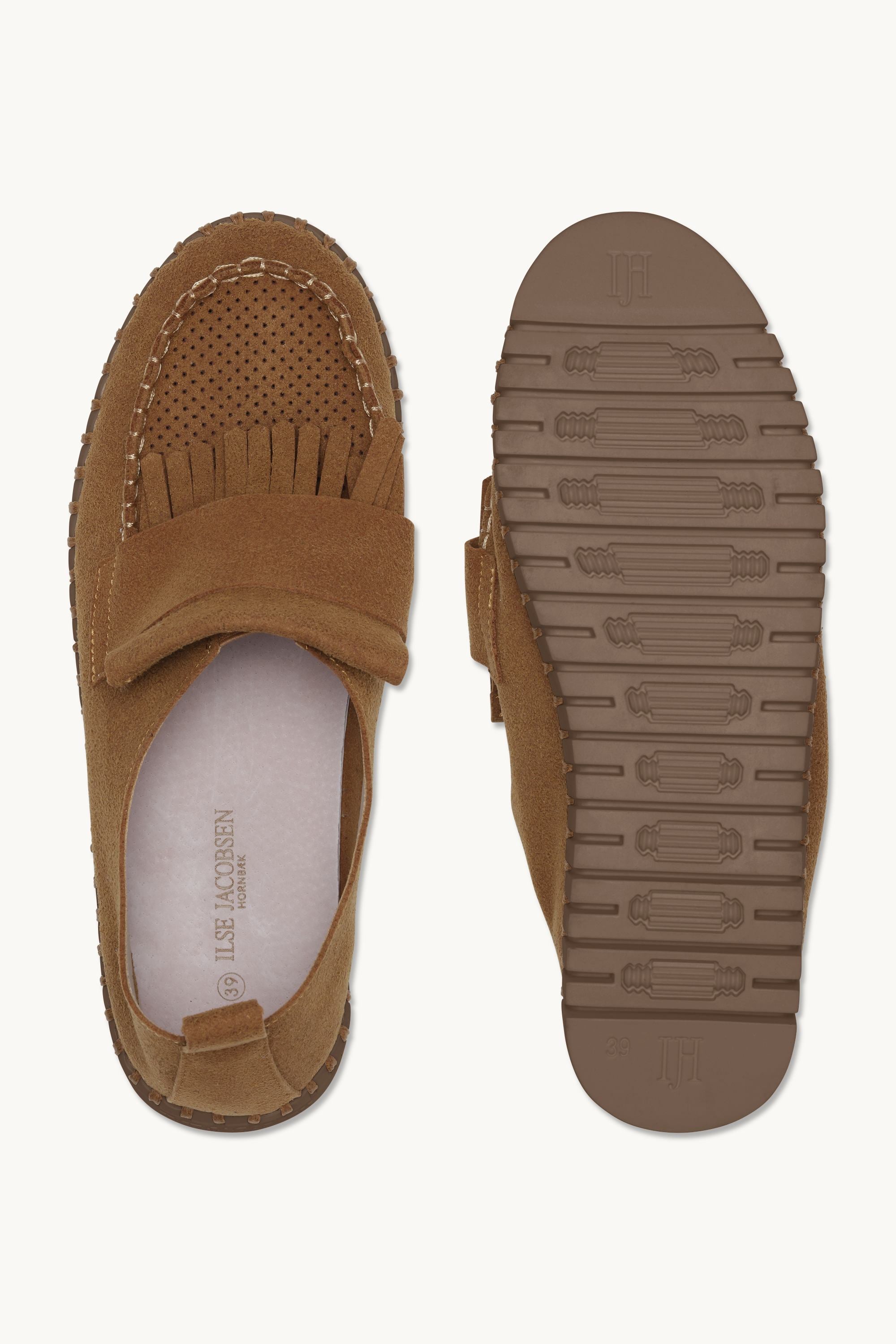 Tulip Fringe Loafer - Cashew Cashew