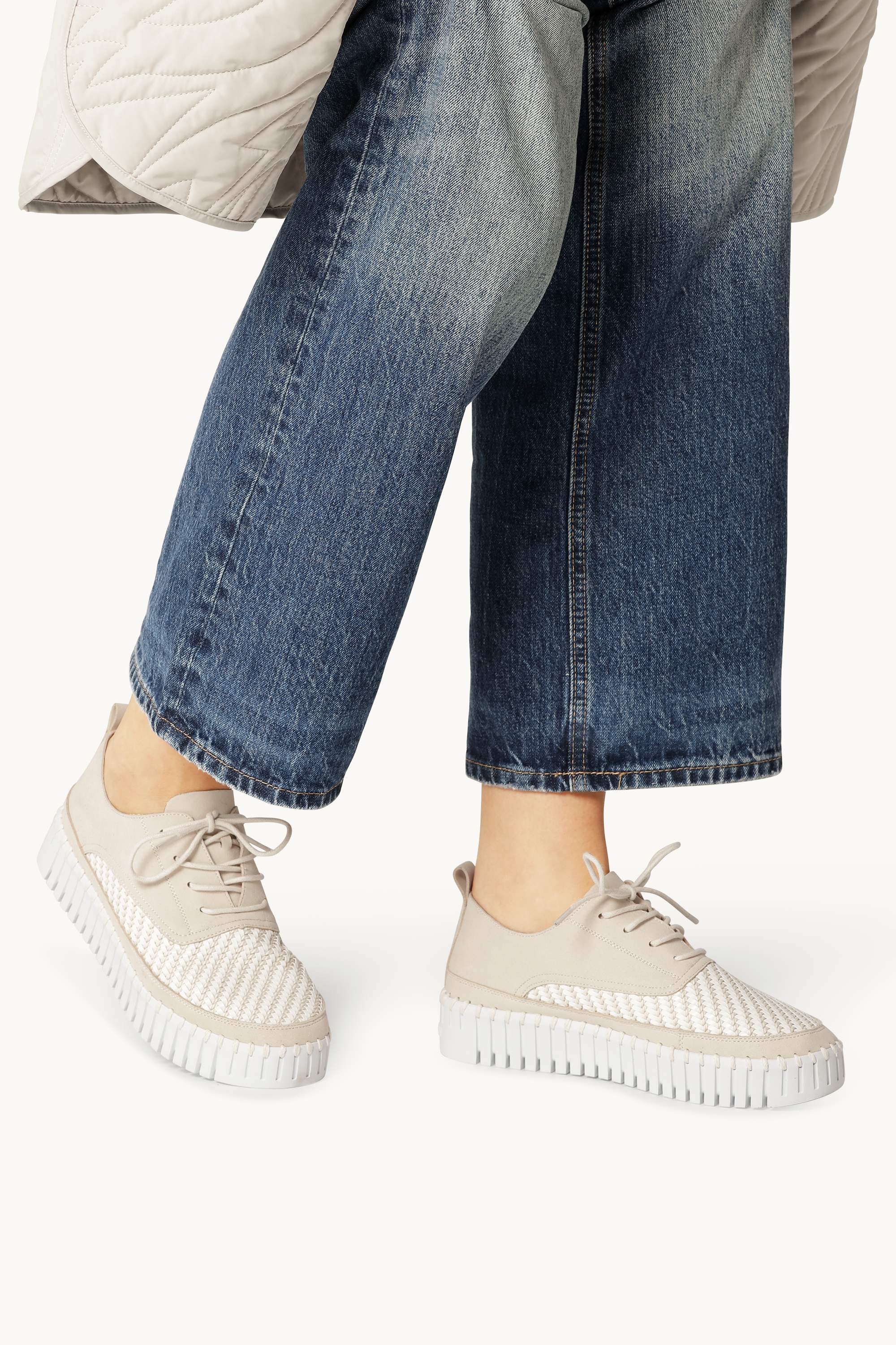 Tulip Flats With Laces - Kit White