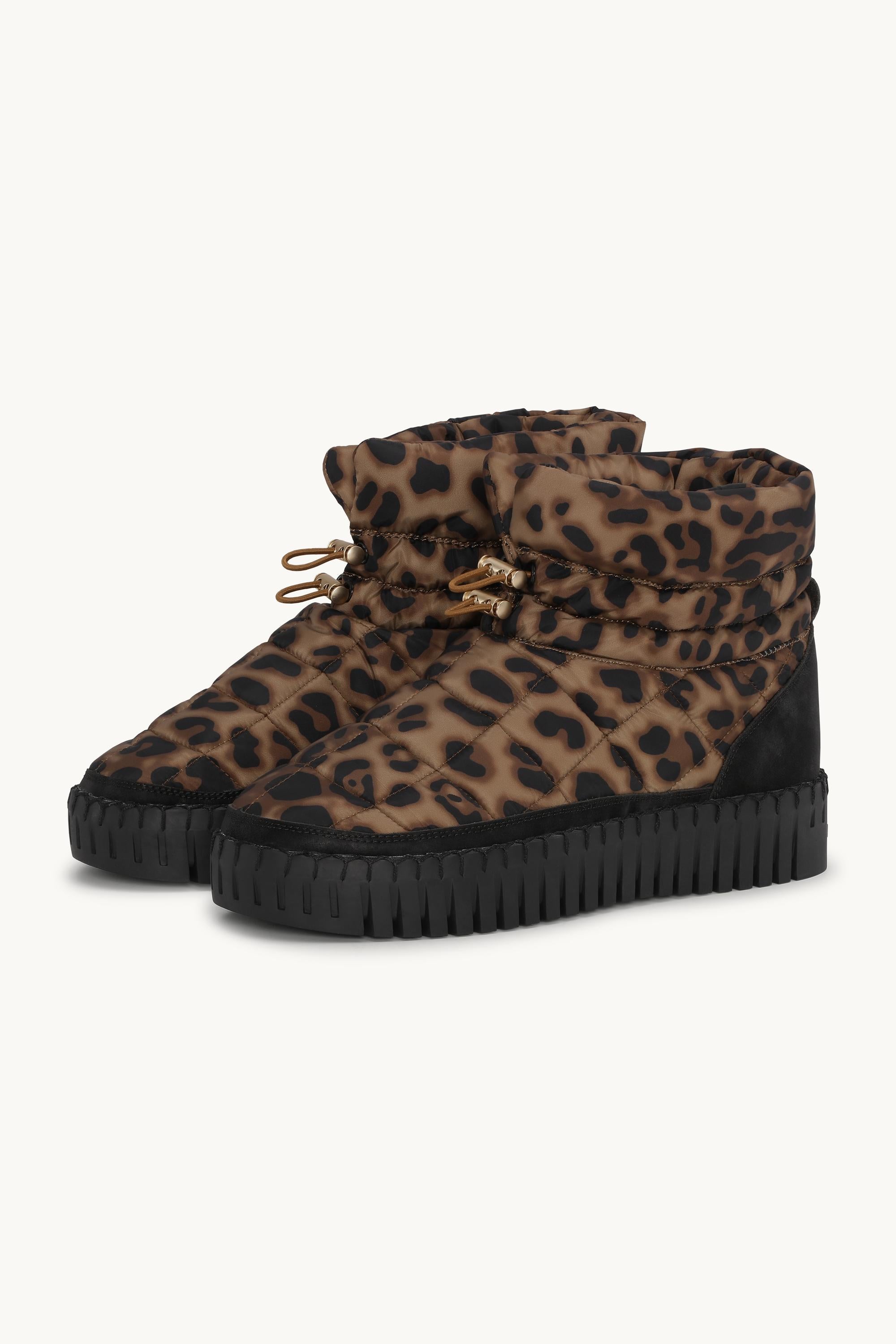 Tulip Padded Winter Boot - Brown Panthera Print Black