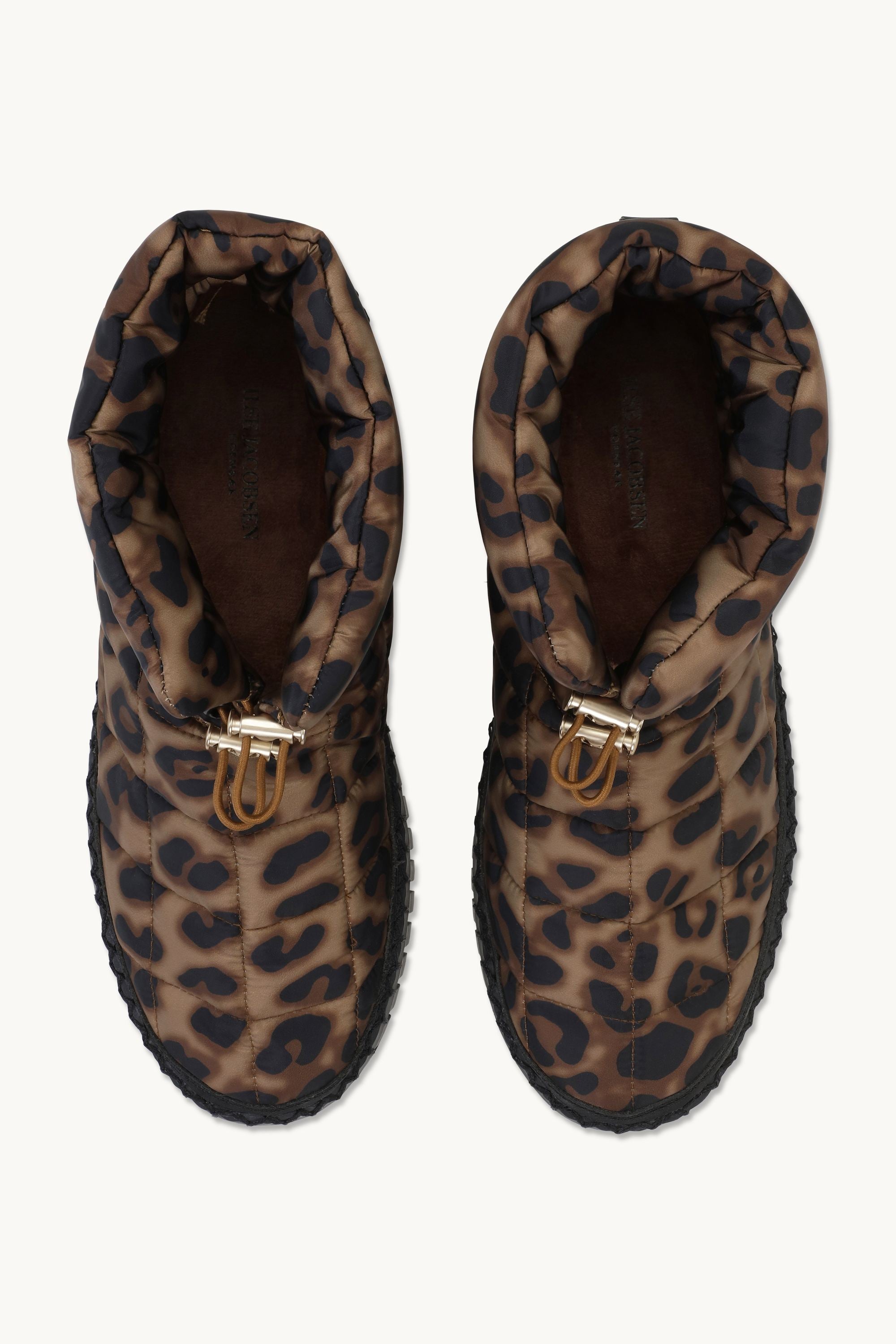 Tulip Padded Winter Boot - Brown Panthera Print Black