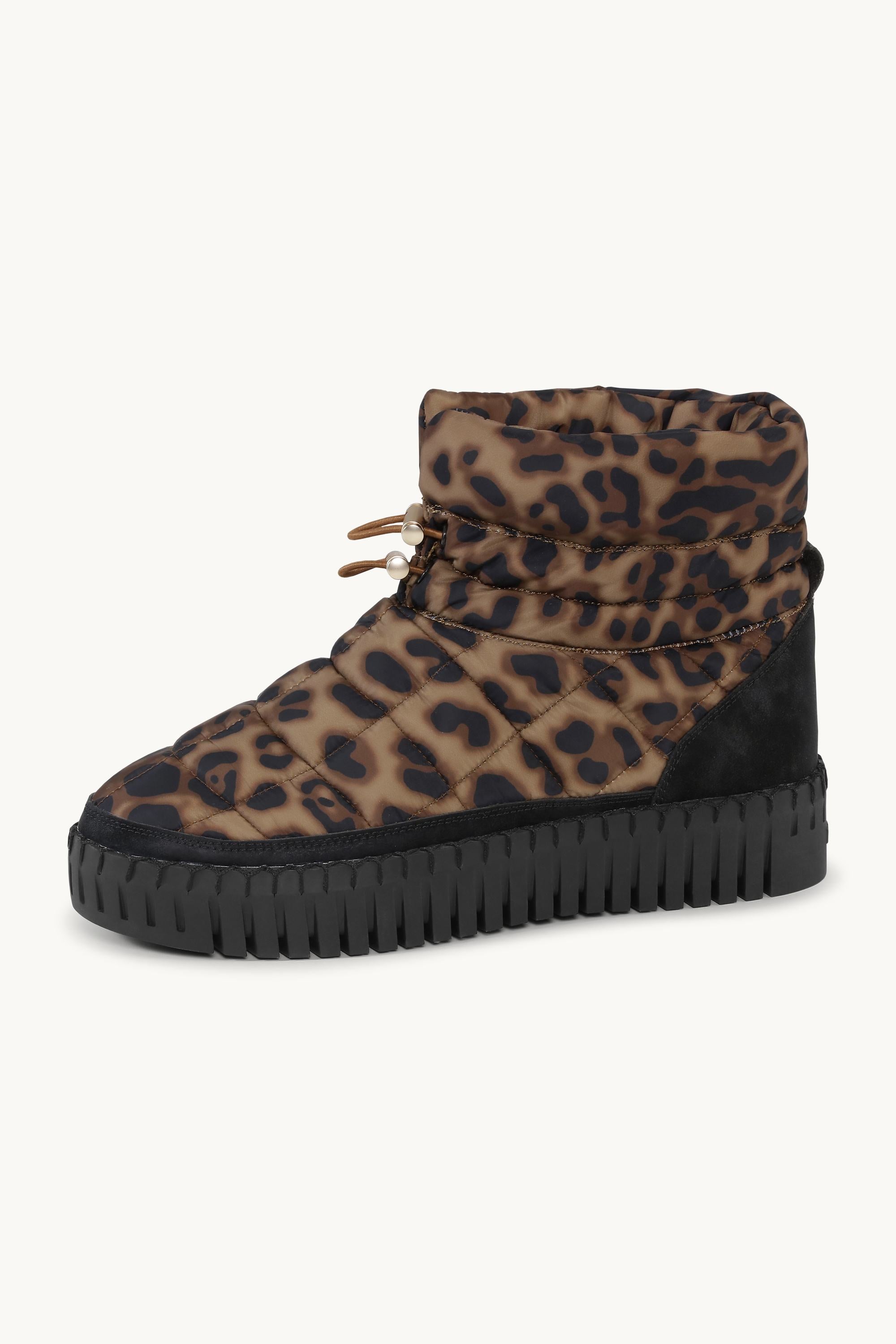 Tulip Padded Winter Boot - Brown Panthera Print Black