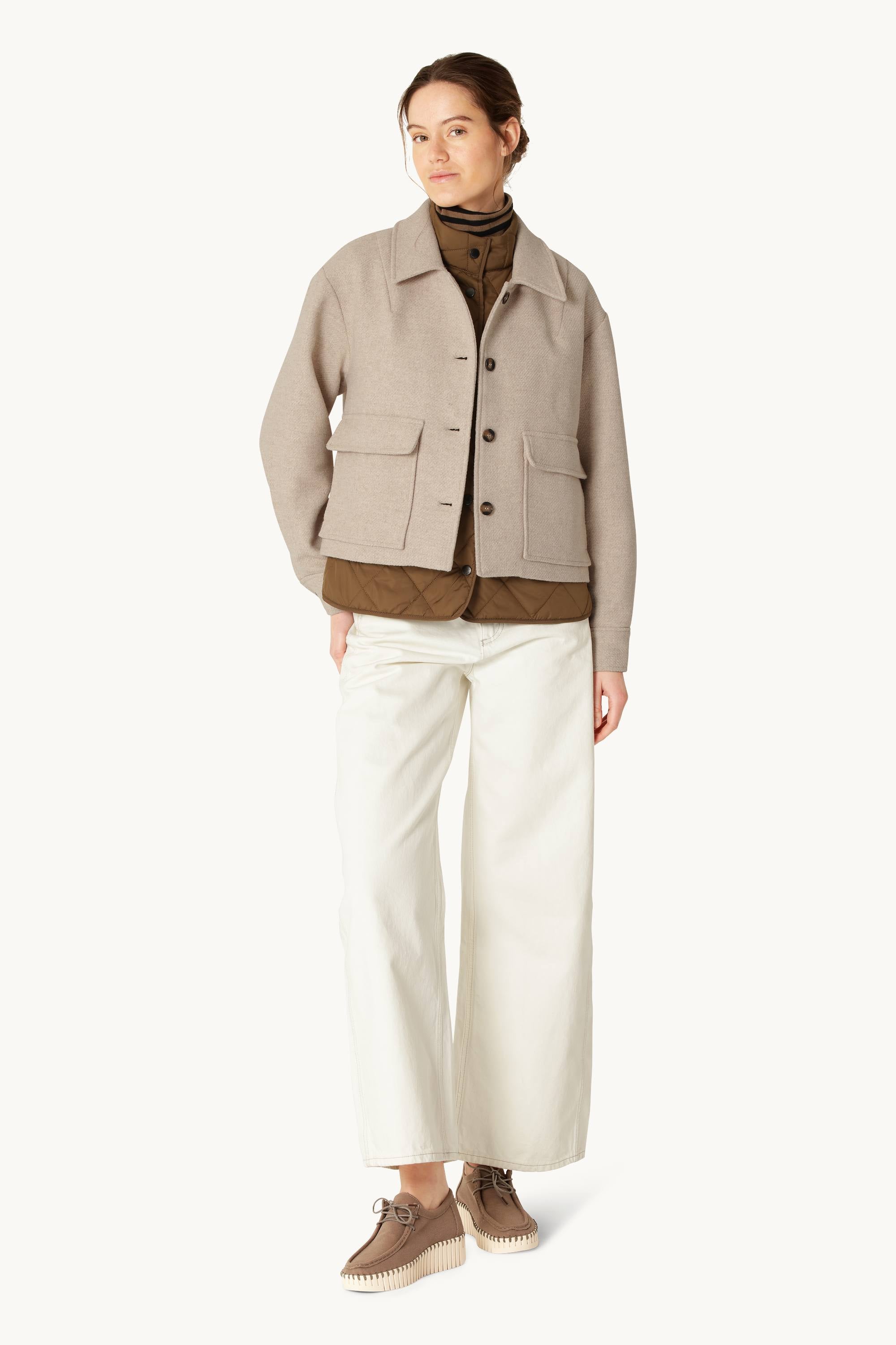 Short Buttoned Jacket - Wheat